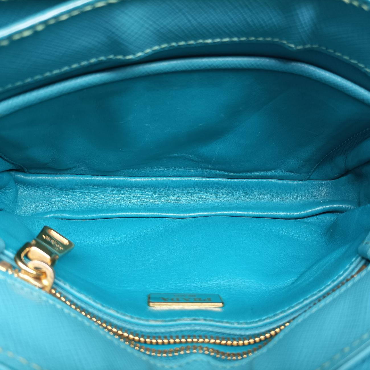 Vintage Prada lock Fuoco Sound Top Handle Blue SAFFIANO Leather BT0963 shoulderbag | stylenewstar