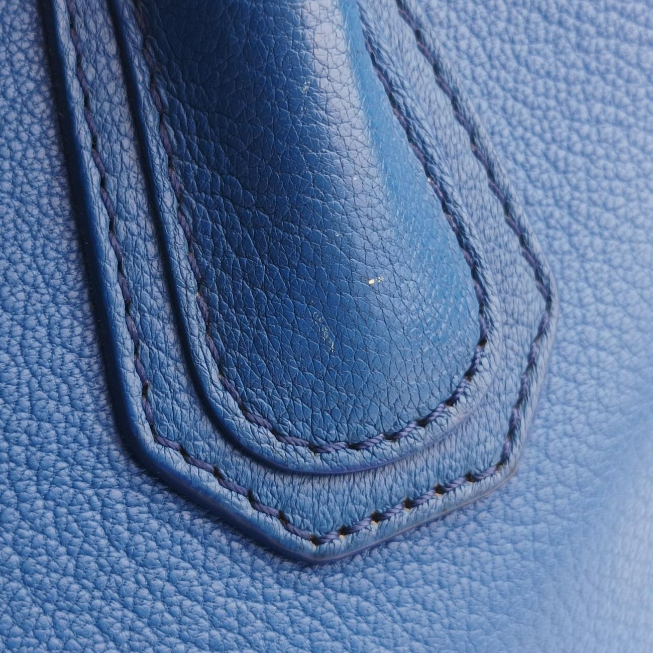 Pre-owned Givenchy Antigona Blue leather  shoulderbag | stylenewstar