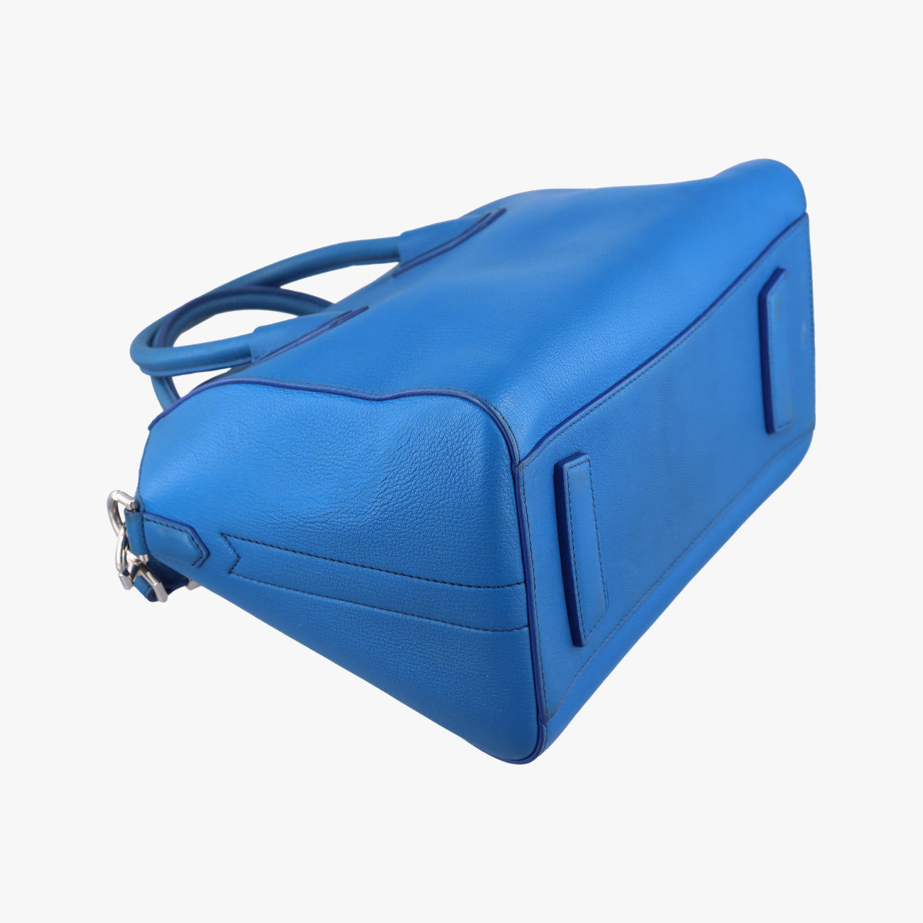 Pre-owned Givenchy Antigona Blue leather  shoulderbag | stylenewstar