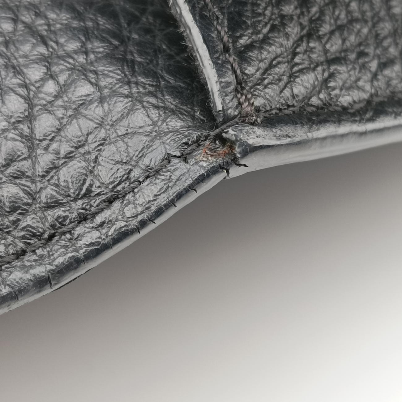 Pre-owned Valentino Textured Black Leather  shoulderbag | stylenewstar