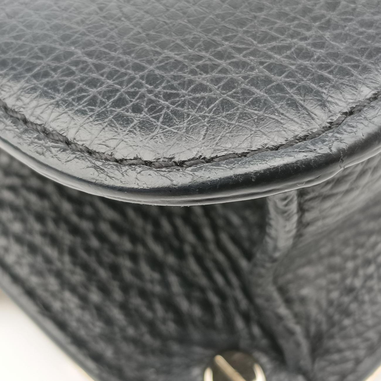 Pre-owned Valentino Textured Black Leather  shoulderbag | stylenewstar