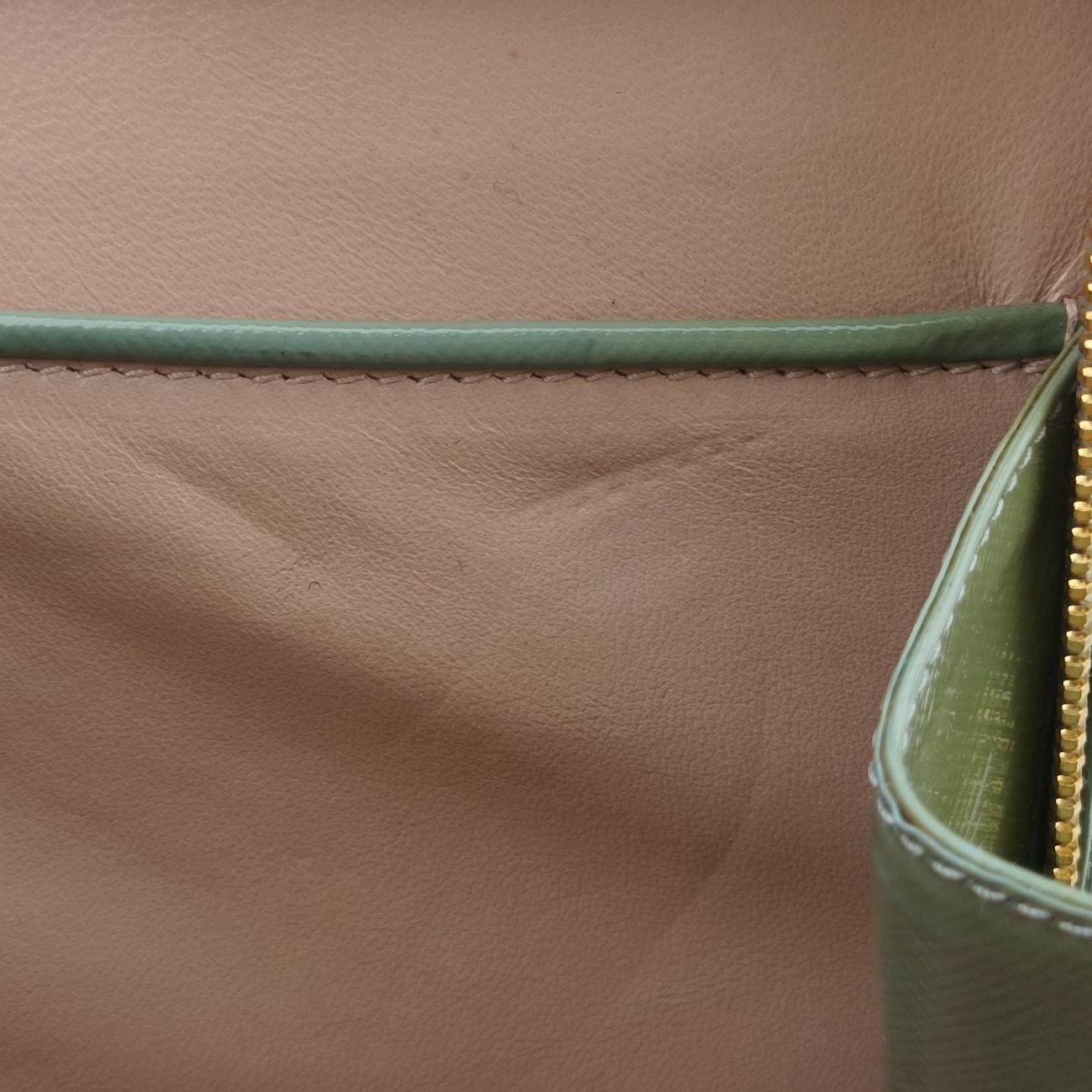 Pre-owned Prada Stylish Green×White×Yellow Patent  shoulderbag | stylenewstar