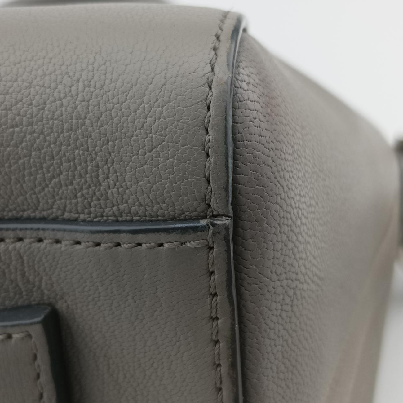 Pre-owned Givenchy Antigona Grey Leather  shoulderbag | stylenewstar