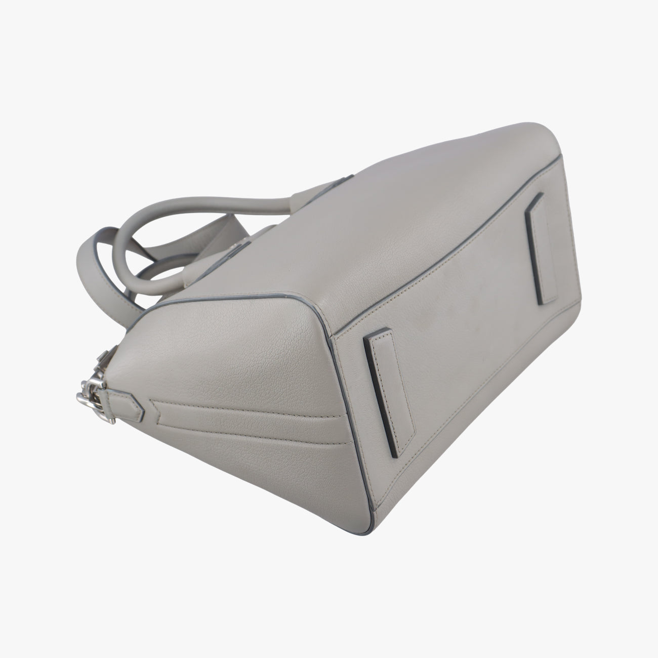 Pre-owned Givenchy Antigona Grey Leather  shoulderbag | stylenewstar