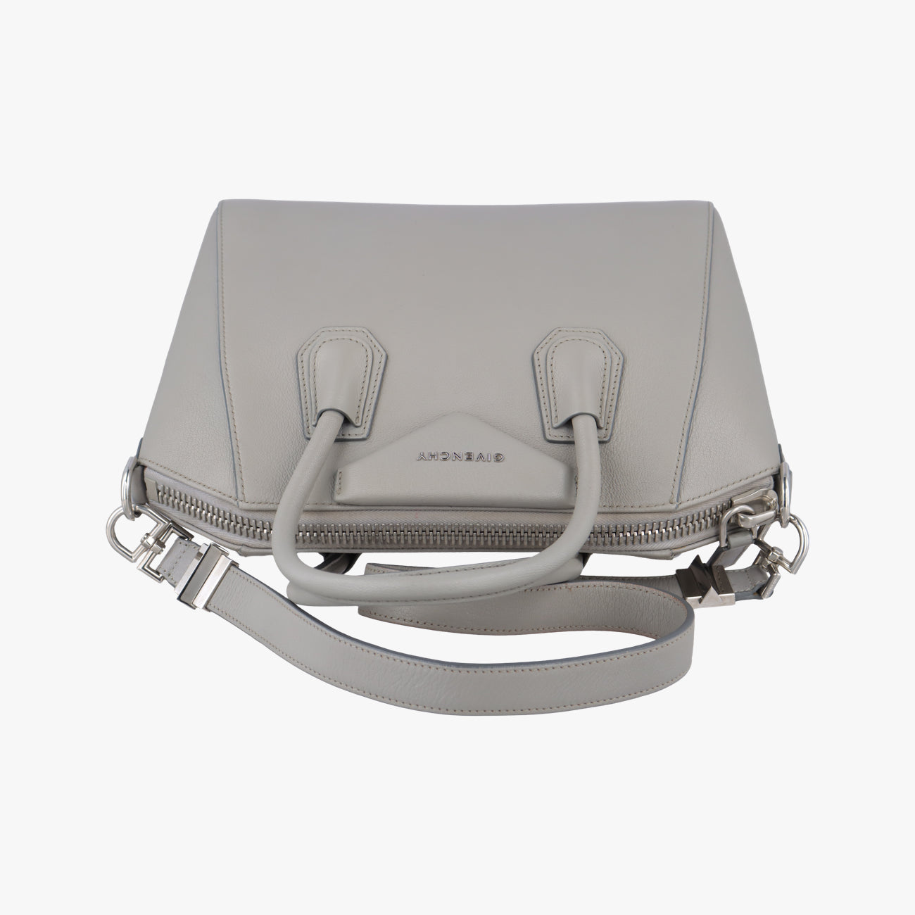Pre-owned Givenchy Antigona Grey Leather  shoulderbag | stylenewstar