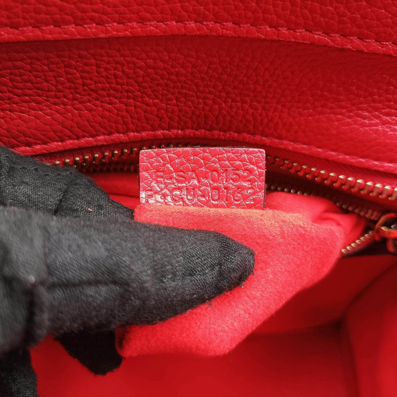 Pre-owned Celine Luggage Micro shopper Red Leather  handbag | stylenewstar