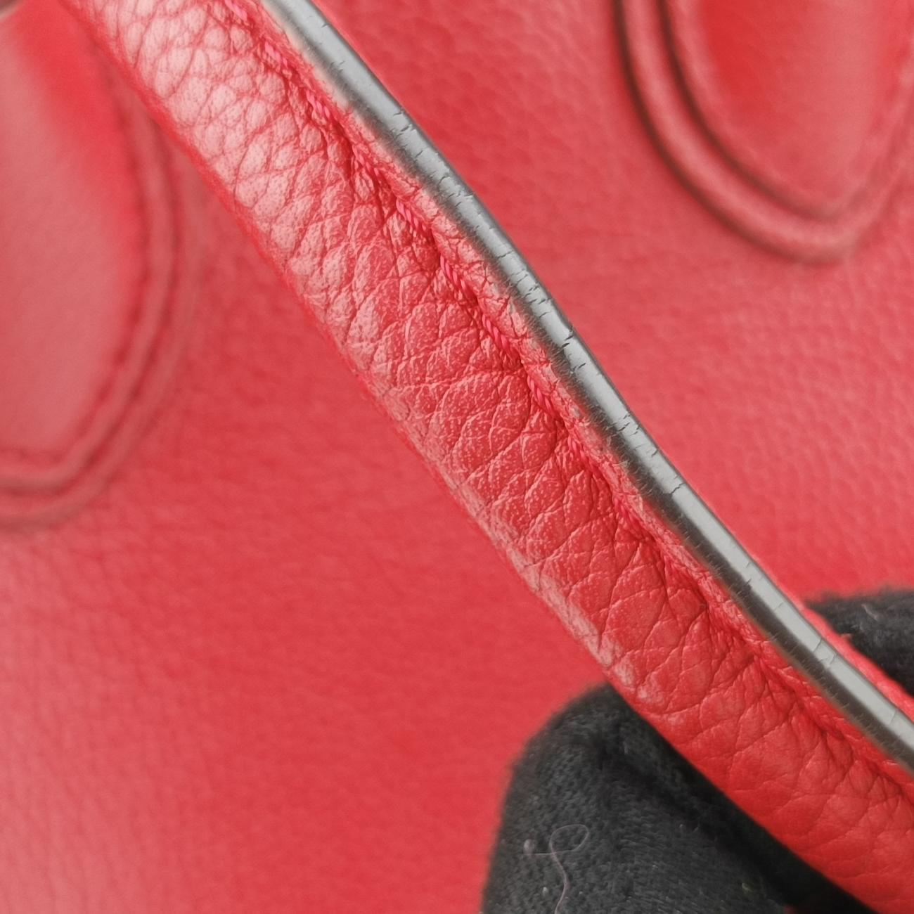 Pre-owned Celine Luggage Micro shopper Red Leather  handbag | stylenewstar