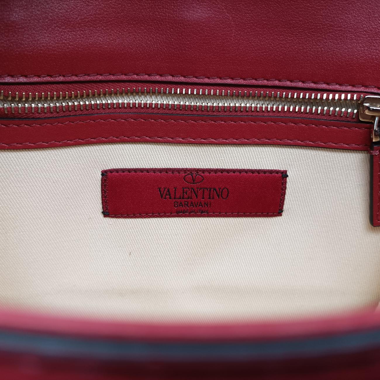 Pre-owned Valentino Rockstud Red Leather  shoulderbag | stylenewstar