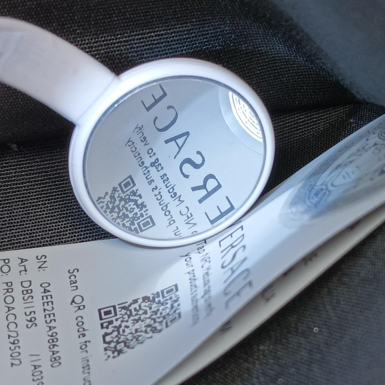 Pre-owned VERSACE La Medusa White Leather  shoulderbag | stylenewstar