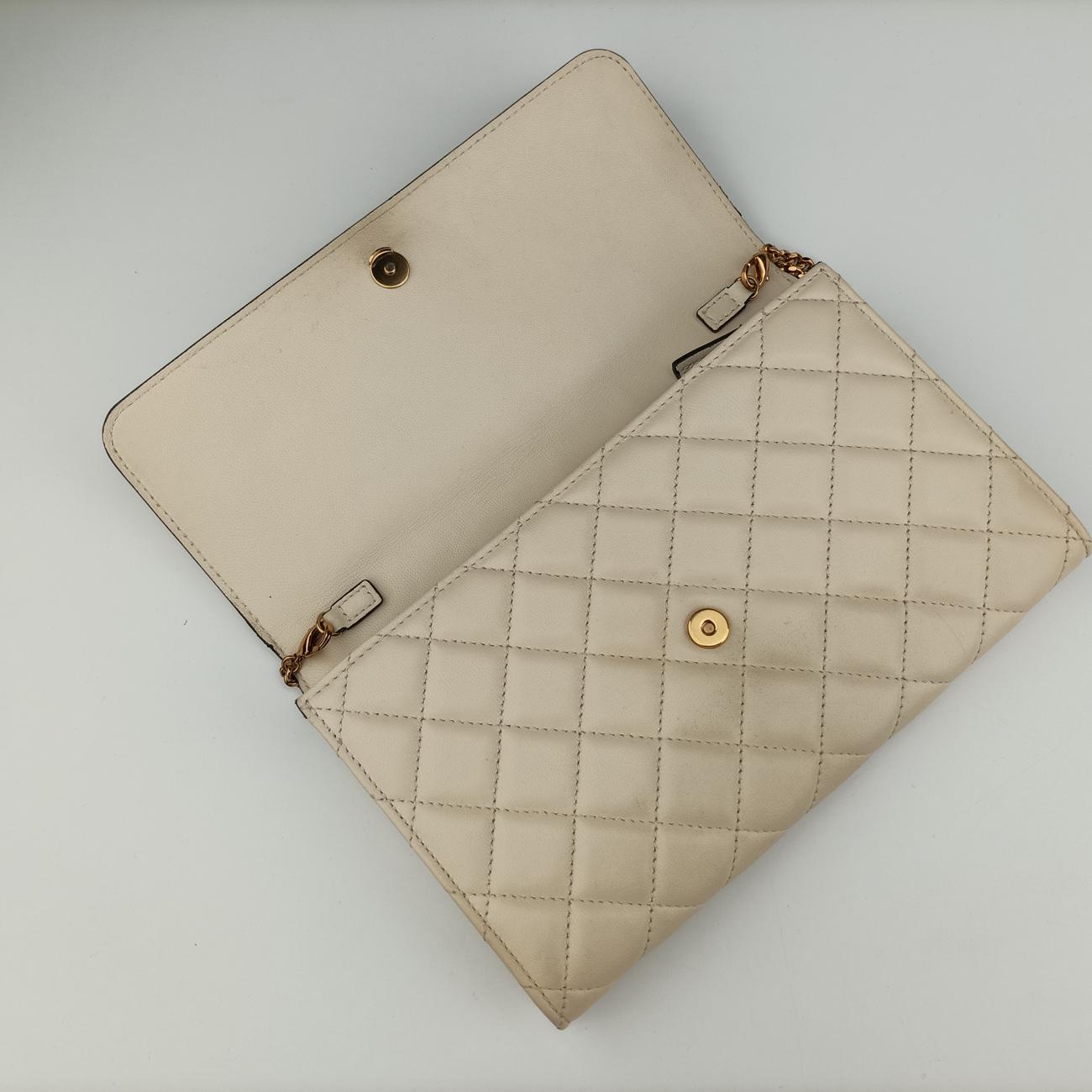 Pre-owned VERSACE La Medusa White Leather  shoulderbag | stylenewstar