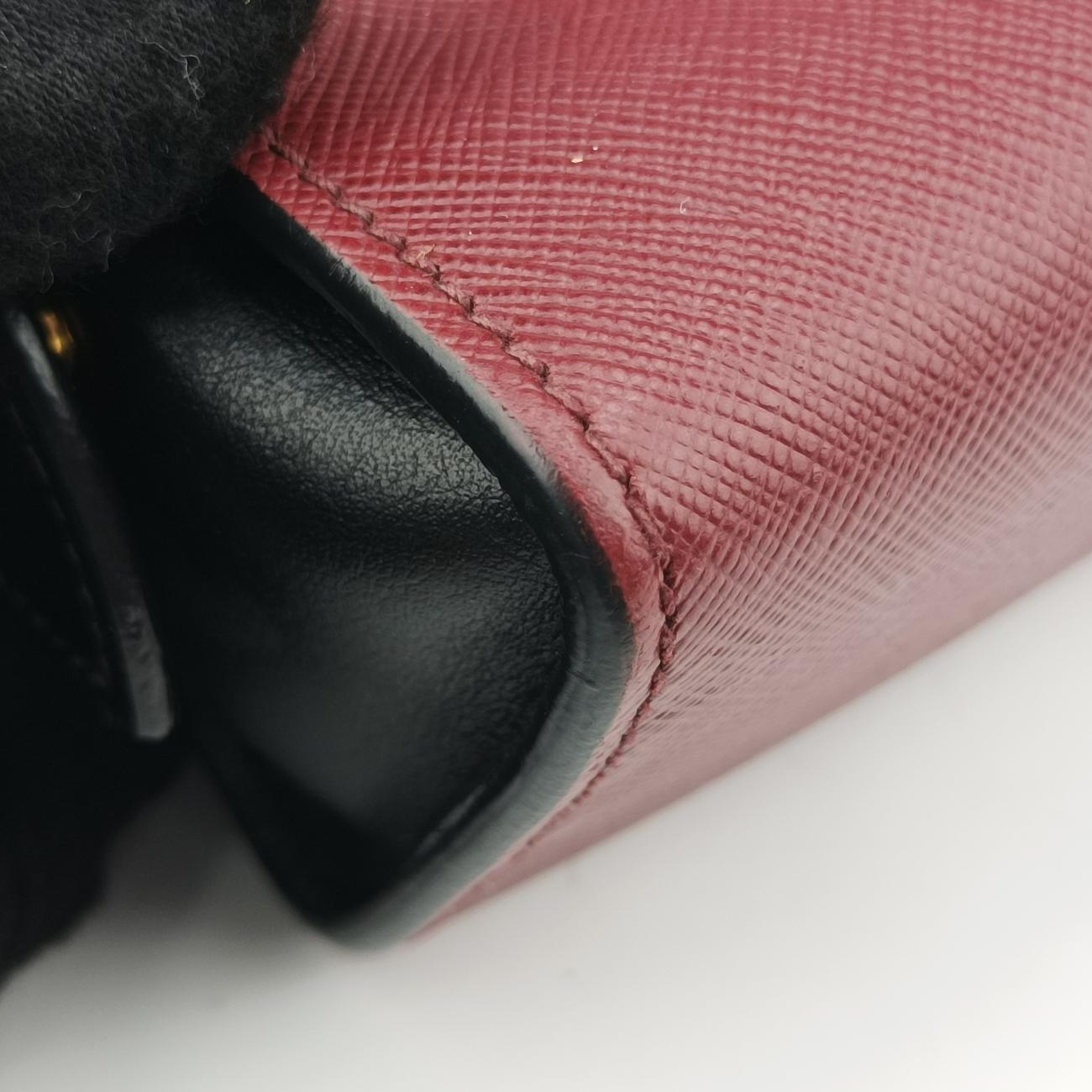 Pre-owned Prada Esplanade Black×Red SAFFIANO Leather 1BH043 shoulderbag | stylenewstar