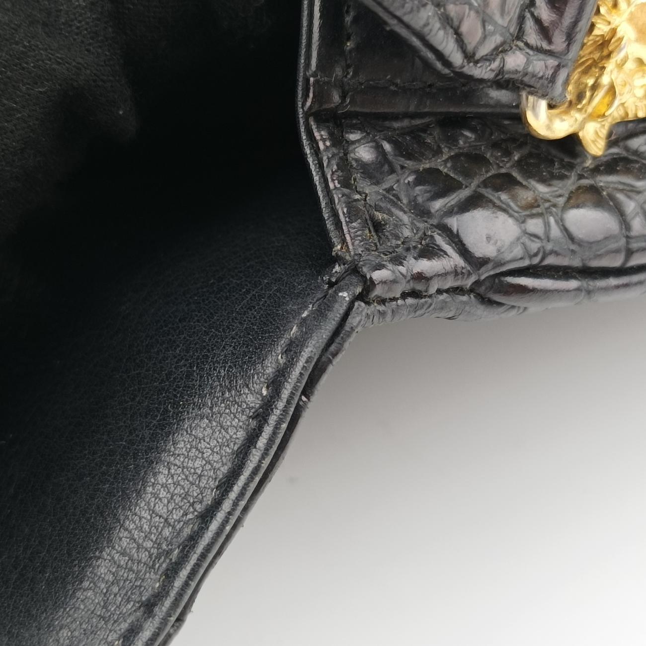 Pre-owned VERSACE Medusa Black leather  shoulderbag | stylenewstar