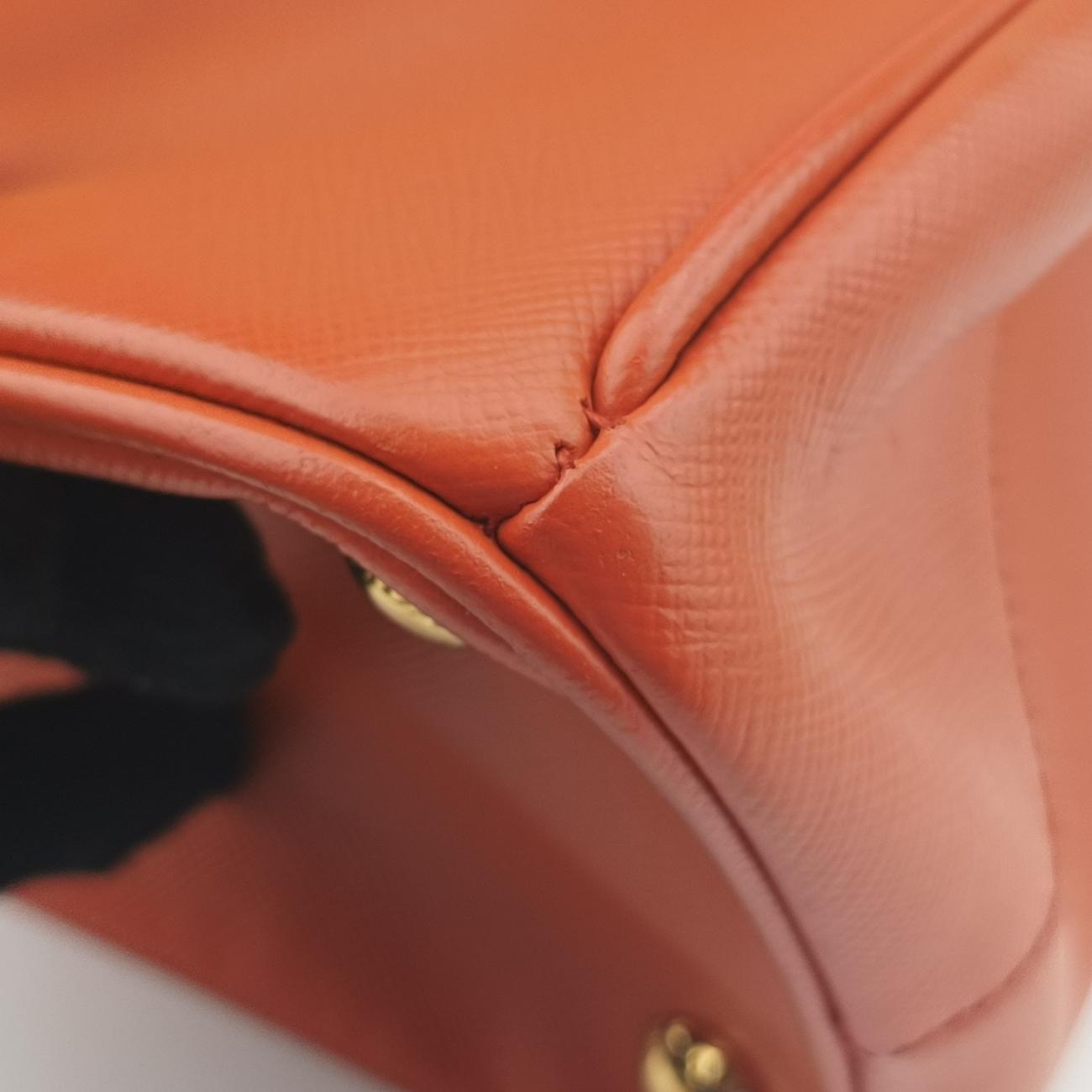 Pre-owned Prada Galleria Orange SAFFIANO Leather BN2274 shoulderbag | stylenewstar