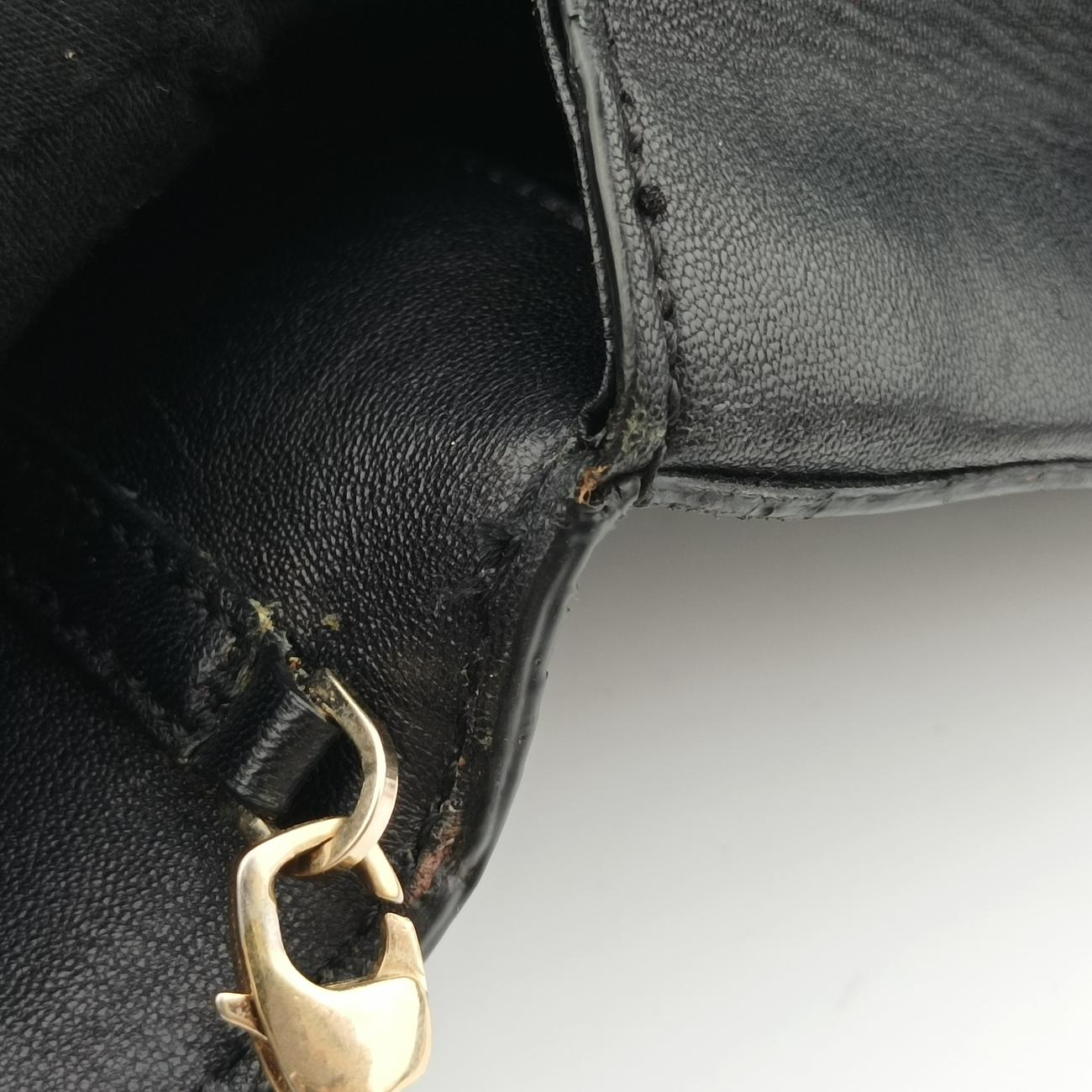 Secondhand VERSACE Studded Palazzo medusa Black Leather  shoulderbag | stylenewstar