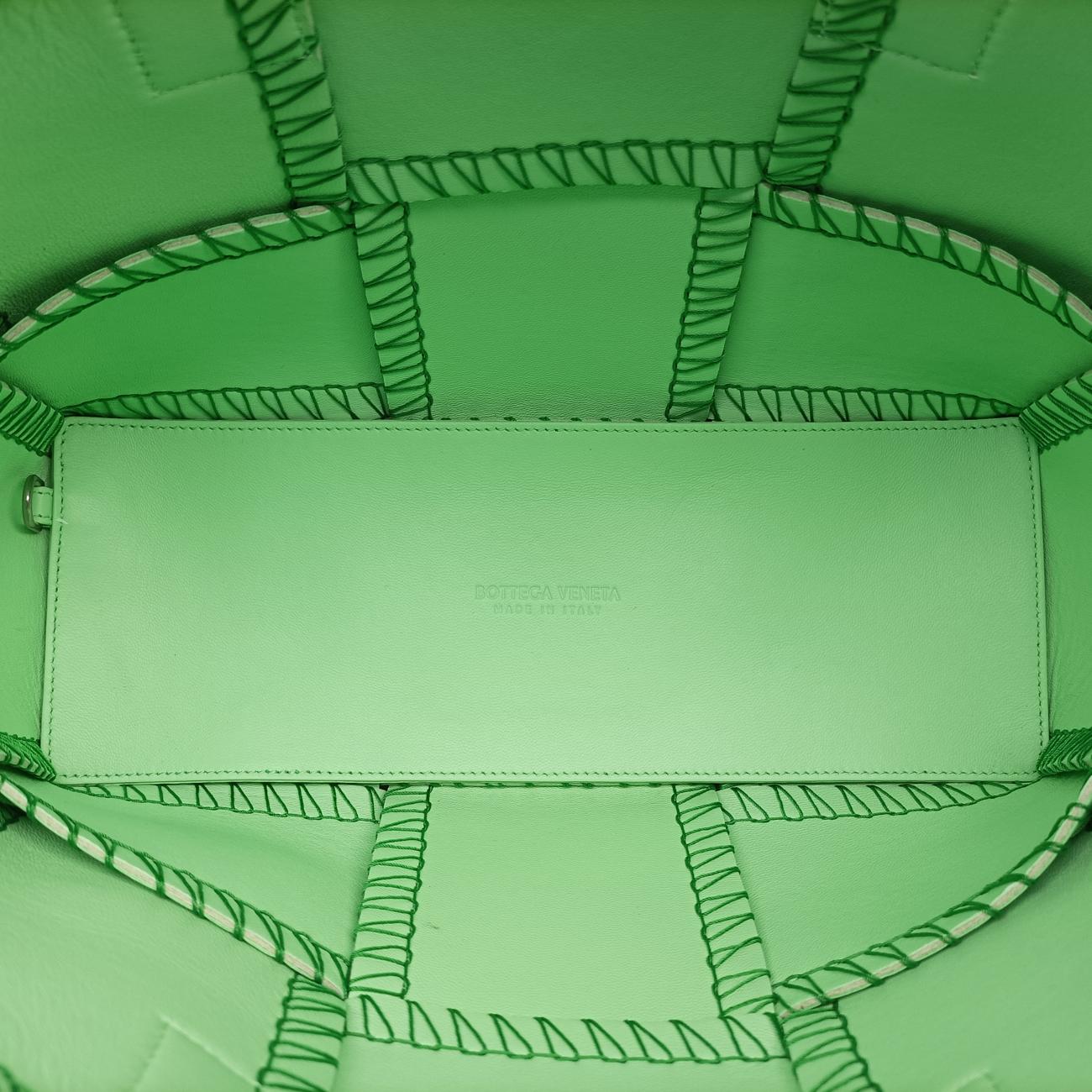 Pre-owned Bottega Veneta Arco Green lambskin  handbag | stylenewstar