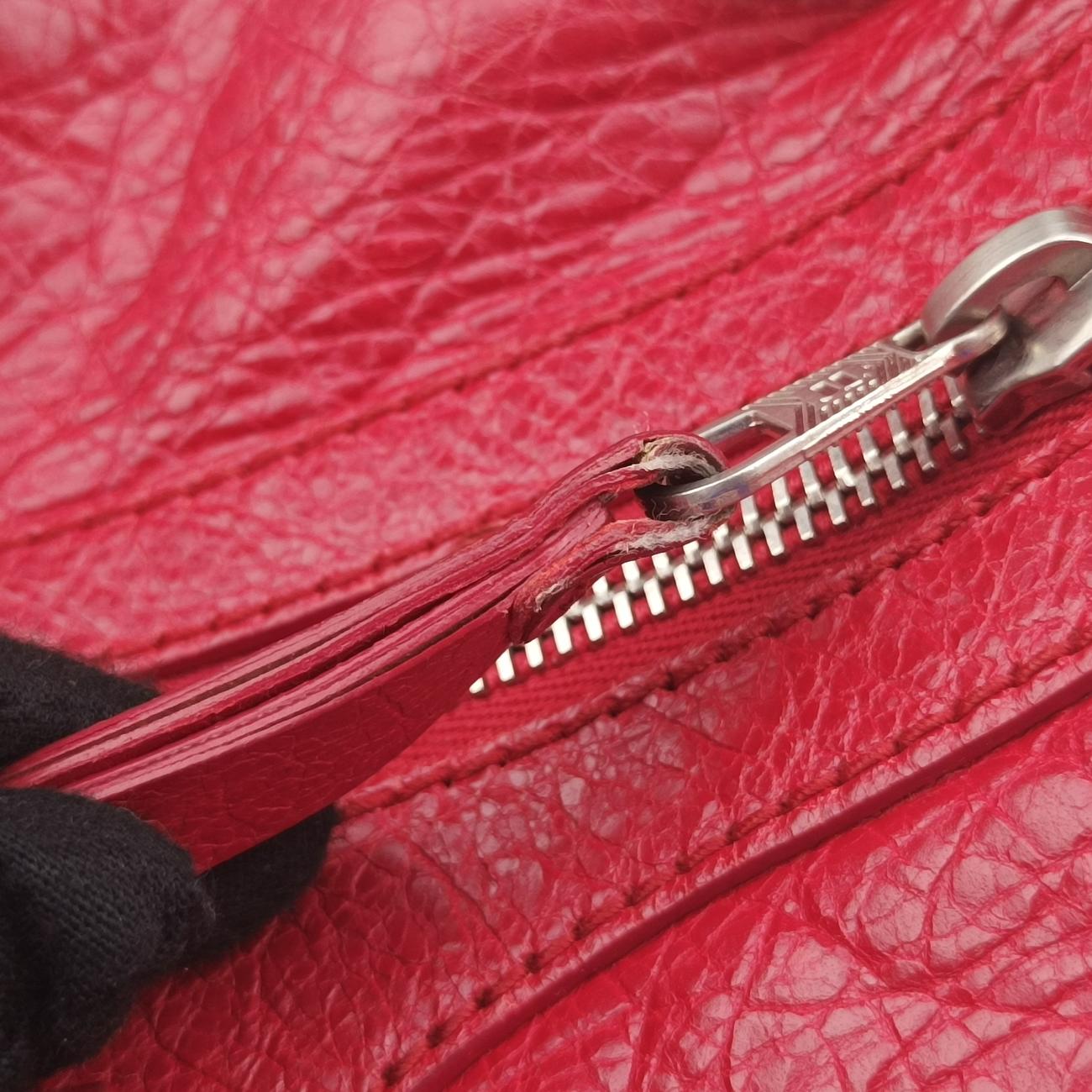 Pre-owned Balenciaga Classic Squash Red Leather  shoulderbag | stylenewstar