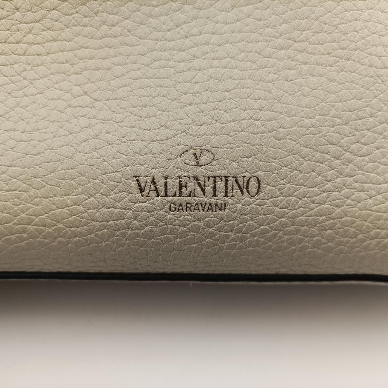 Pre-owned Valentino Rockstud White Leather  shoulderbag | stylenewstar