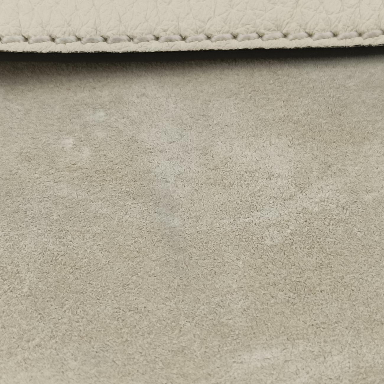 Pre-owned Valentino Rockstud White Leather  shoulderbag | stylenewstar