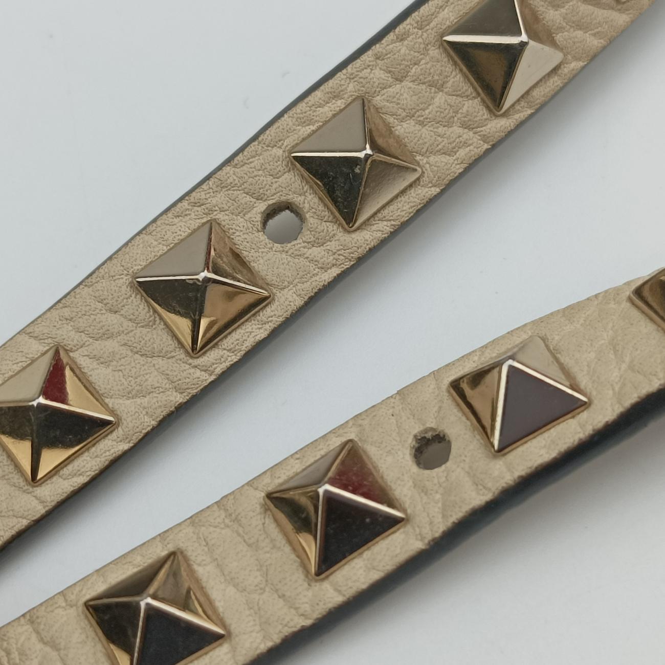 Pre-owned Valentino Rockstud White Leather  shoulderbag | stylenewstar