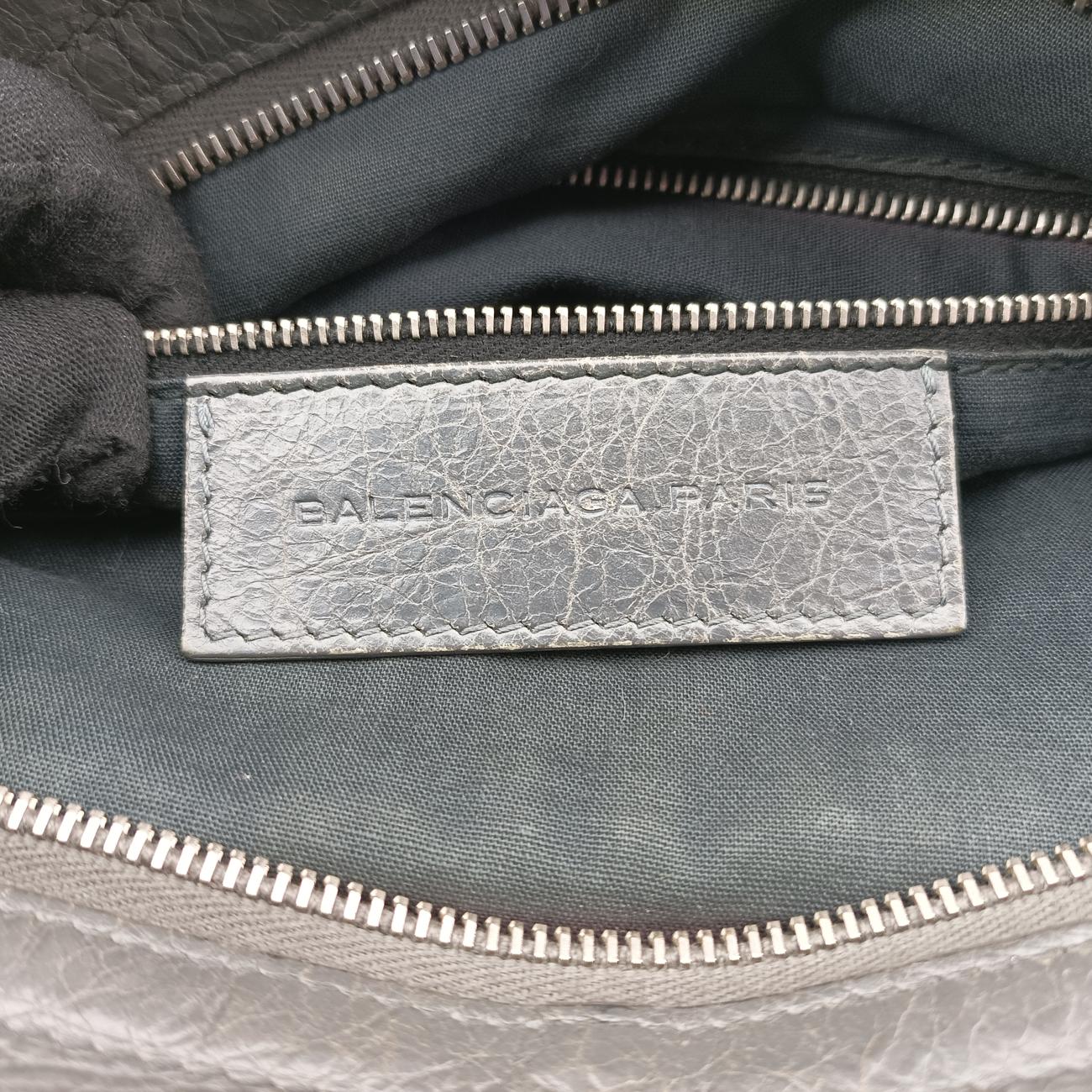 Vintage Balenciaga Giant City Grey lambskin  shoulderbag | stylenewstar