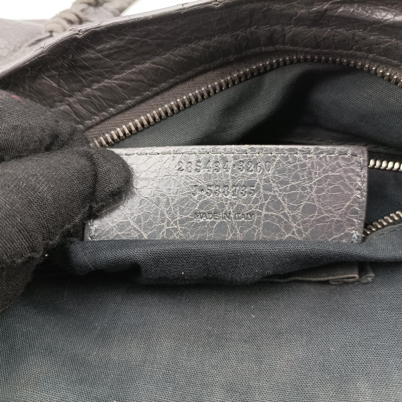 Vintage Balenciaga Giant City Grey lambskin  shoulderbag | stylenewstar