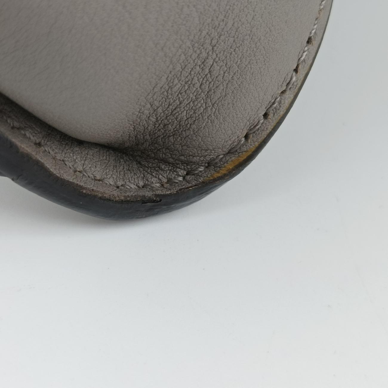 Pre-owned Fendi PEEKABOO Large Grey Leather 8BN210 shoulderbag | stylenewstar