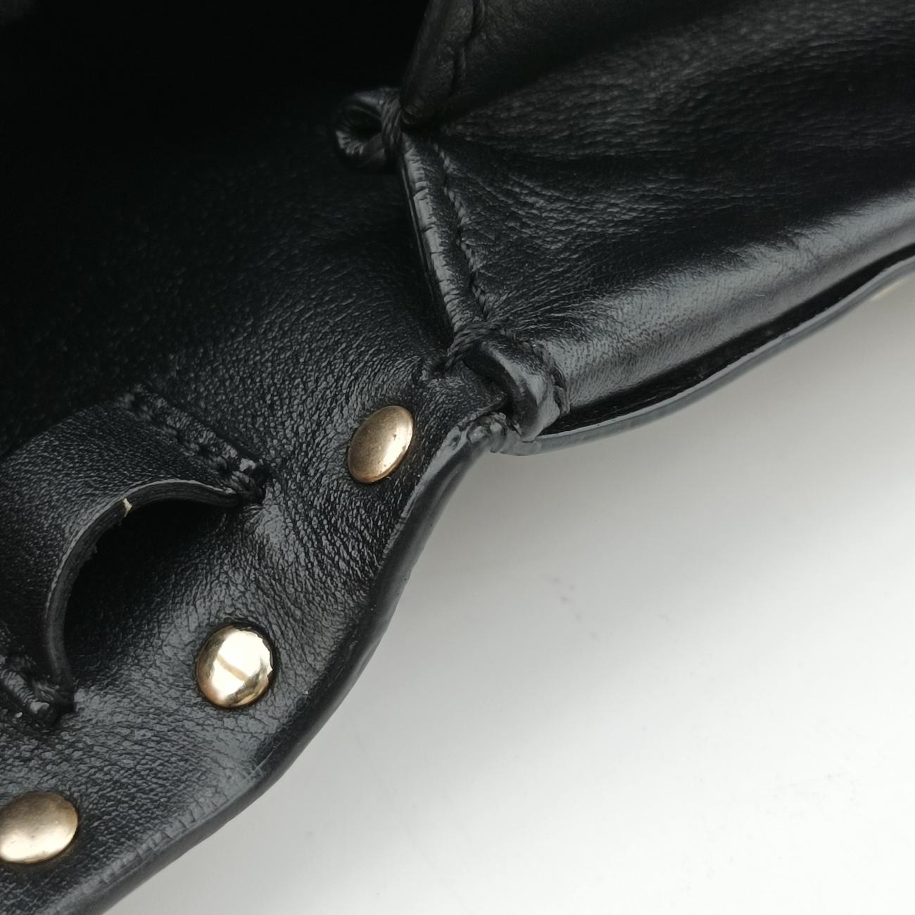 Pre-owned Valentino Rockstud Black Leather  shoulderbag | stylenewstar