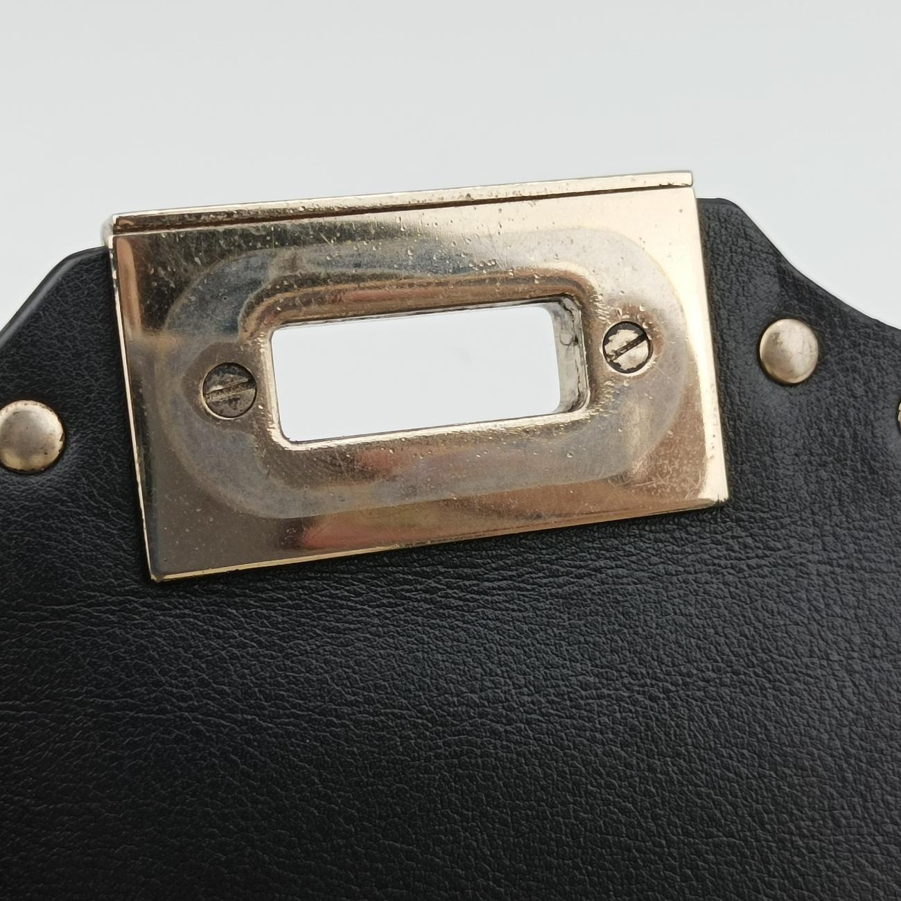 Pre-owned Valentino Rockstud Black Leather  shoulderbag | stylenewstar