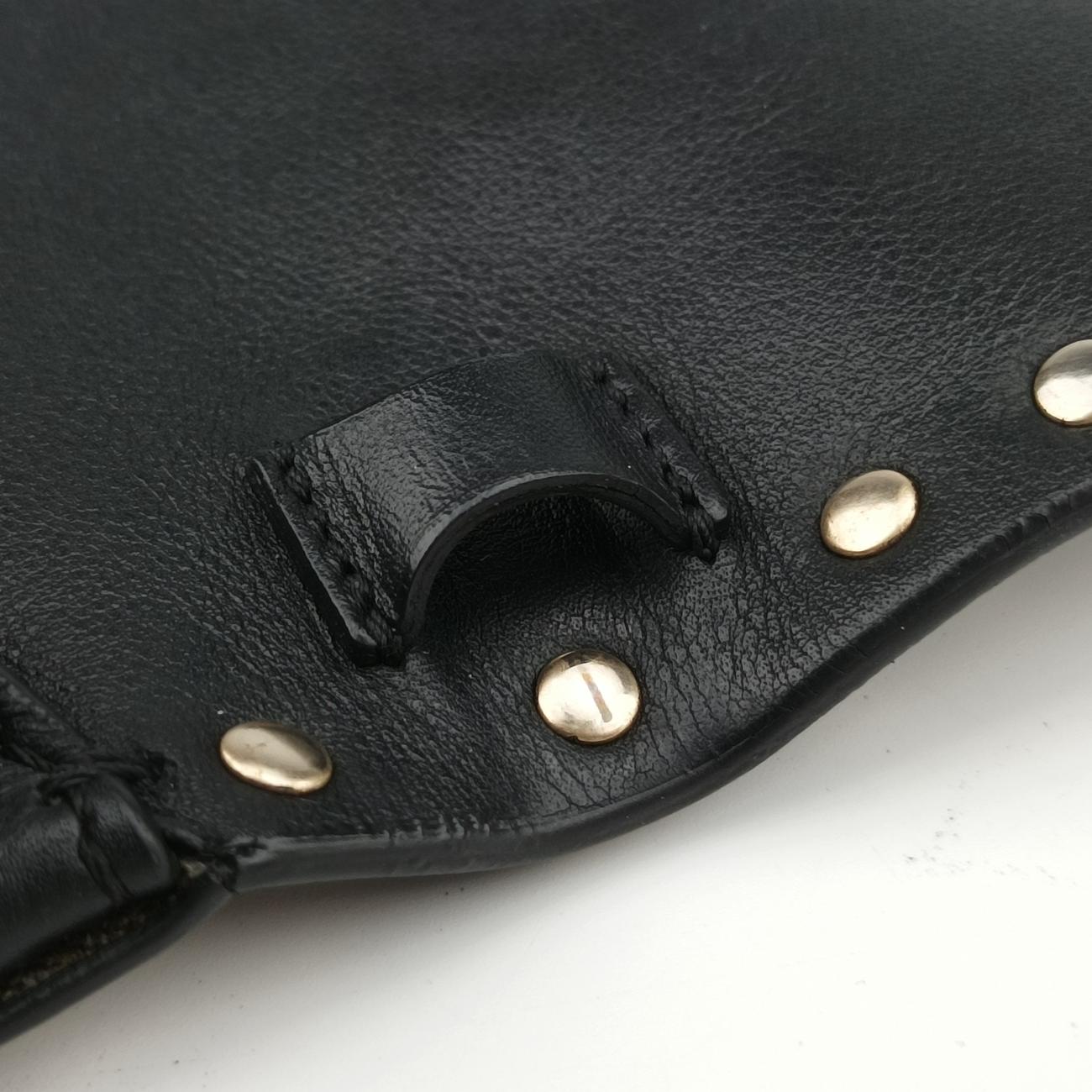 Pre-owned Valentino Rockstud Black Leather  shoulderbag | stylenewstar