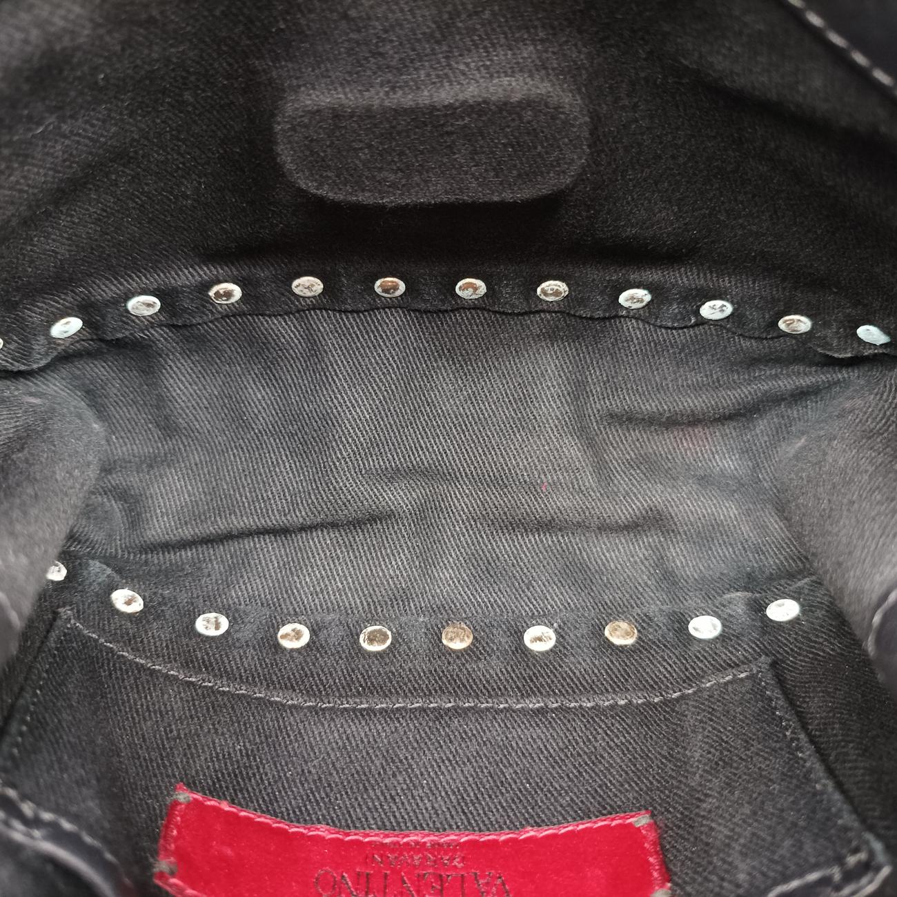 Pre-owned Valentino Rockstud Black Leather  shoulderbag | stylenewstar