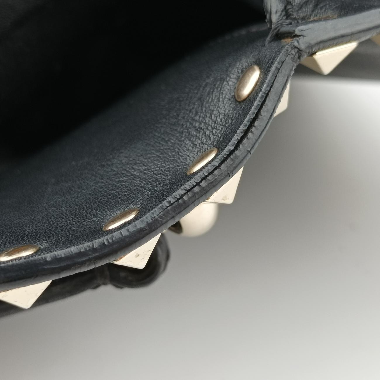 Pre-owned Valentino Rockstud Black Leather  shoulderbag | stylenewstar