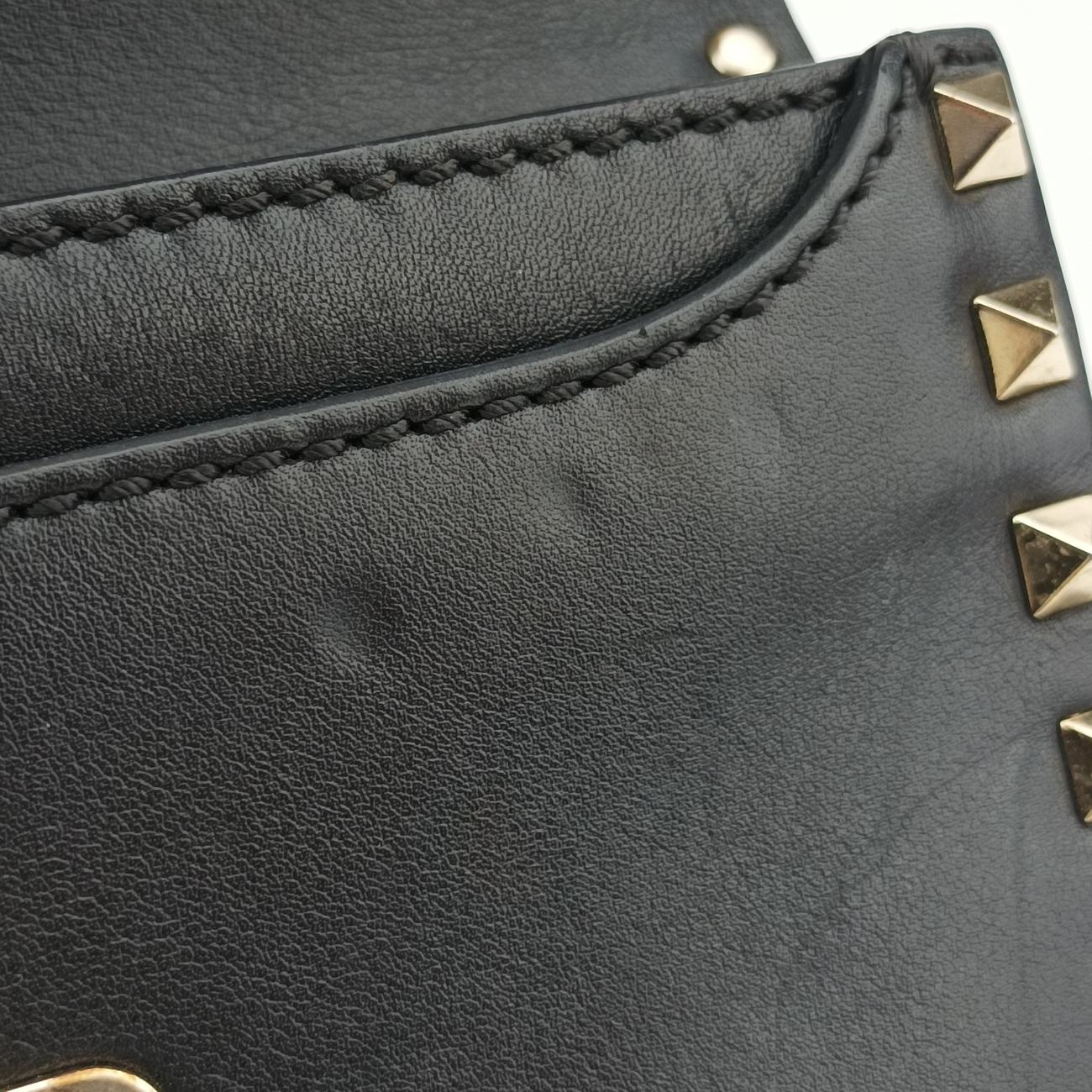 Pre-owned Valentino Rockstud Black Leather  shoulderbag | stylenewstar
