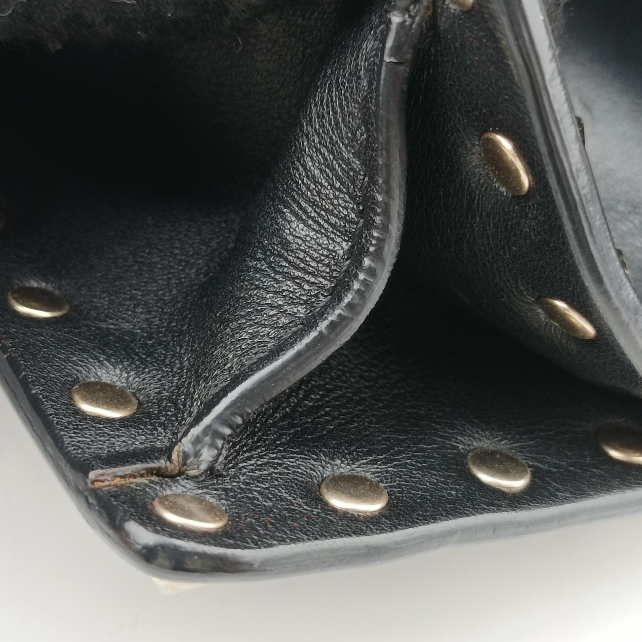 Pre-owned Valentino Rockstud Black Leather  shoulderbag | stylenewstar
