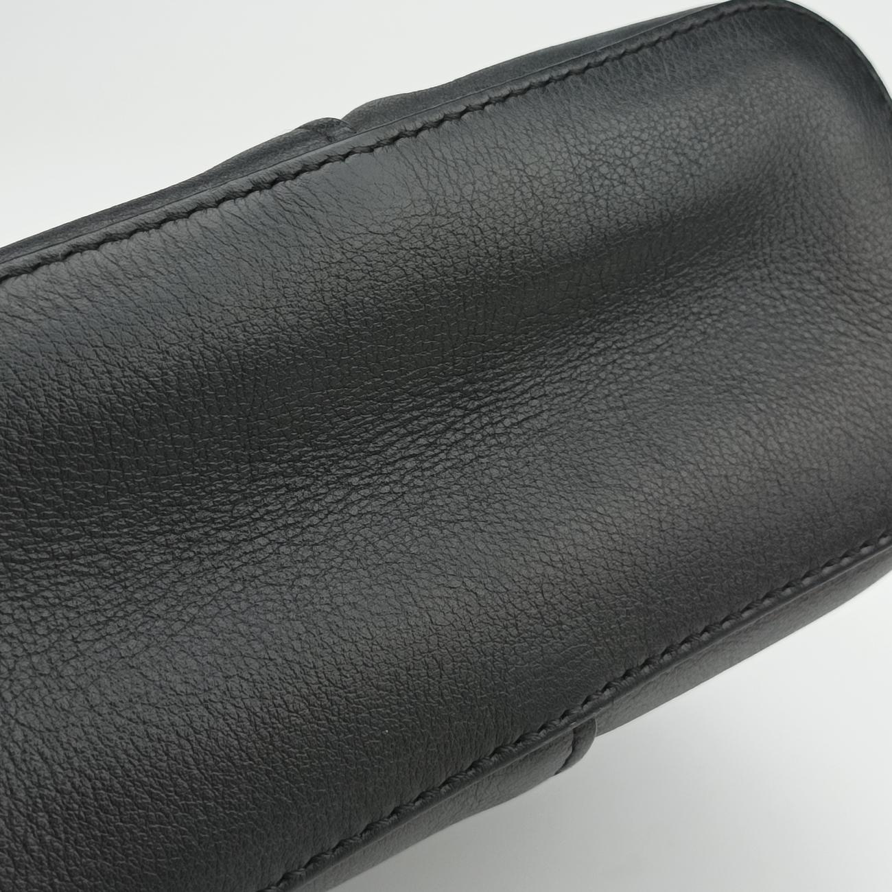 Pre-owned Chloe Gala Bucket Black Leather  shoulderbag | stylenewstar