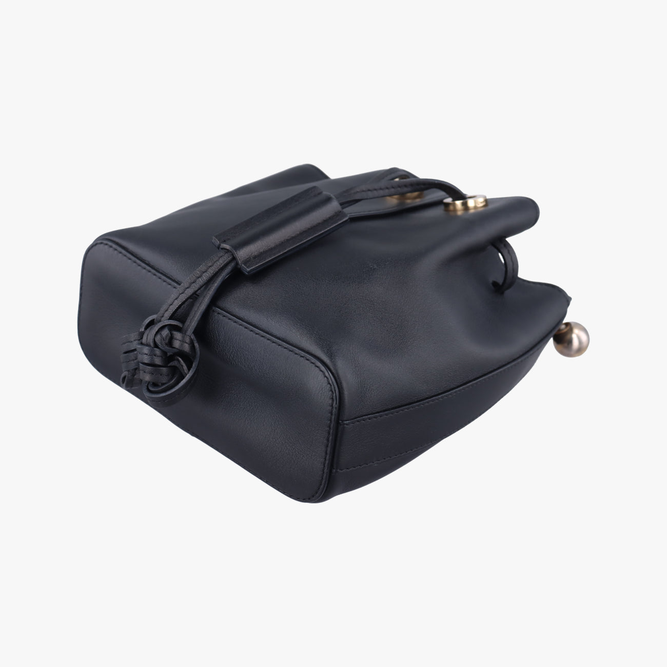 Pre-owned Chloe Gala Bucket Black Leather  shoulderbag | stylenewstar