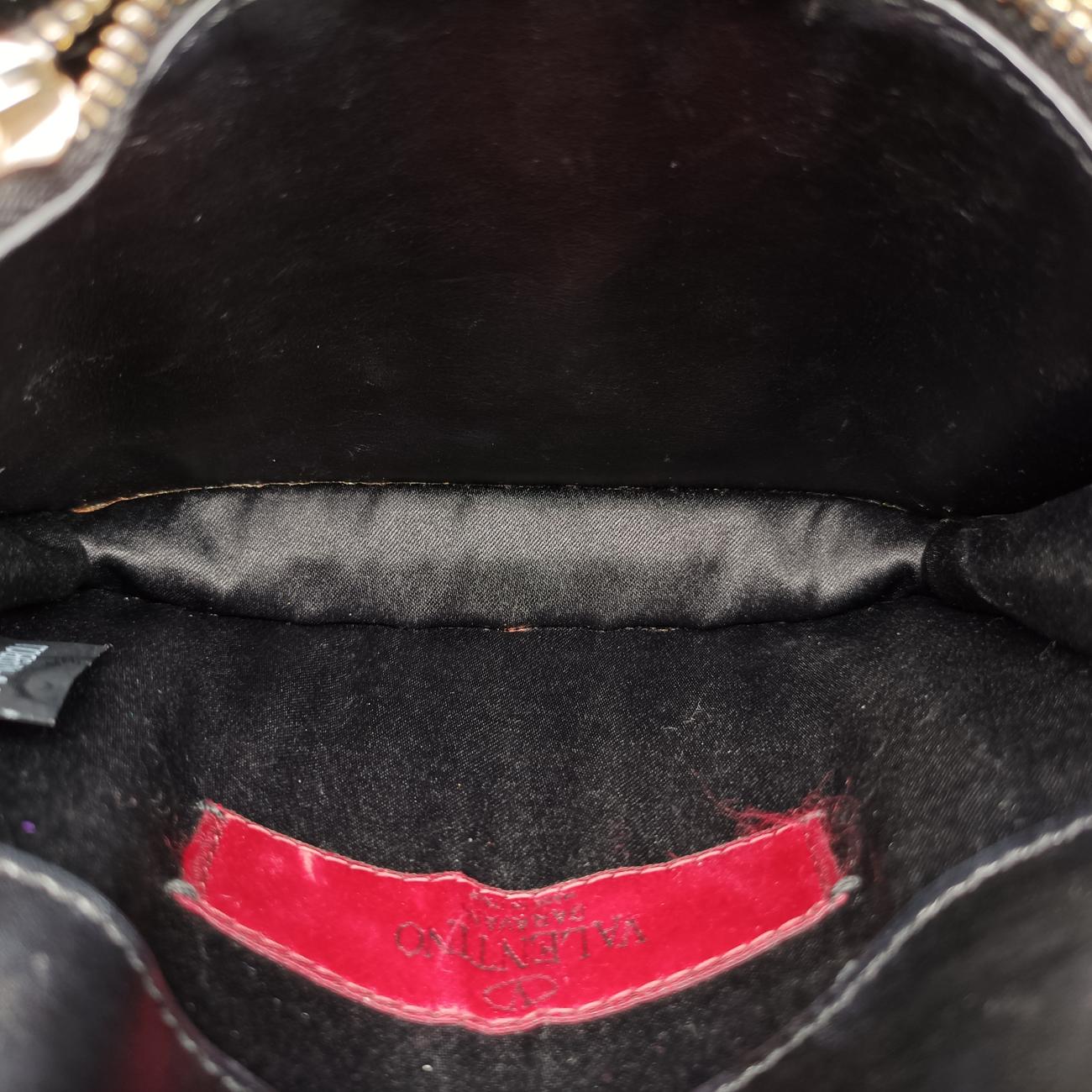 Vintage Valentino Rockstud Black leather  shoulderbag | stylenewstar