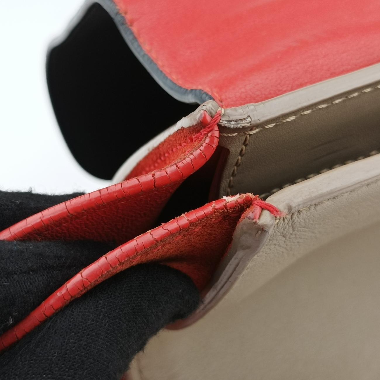 Pre-owned Celine Trapèze Beige × Black × Red Suede × leather  shoulderbag | stylenewstar