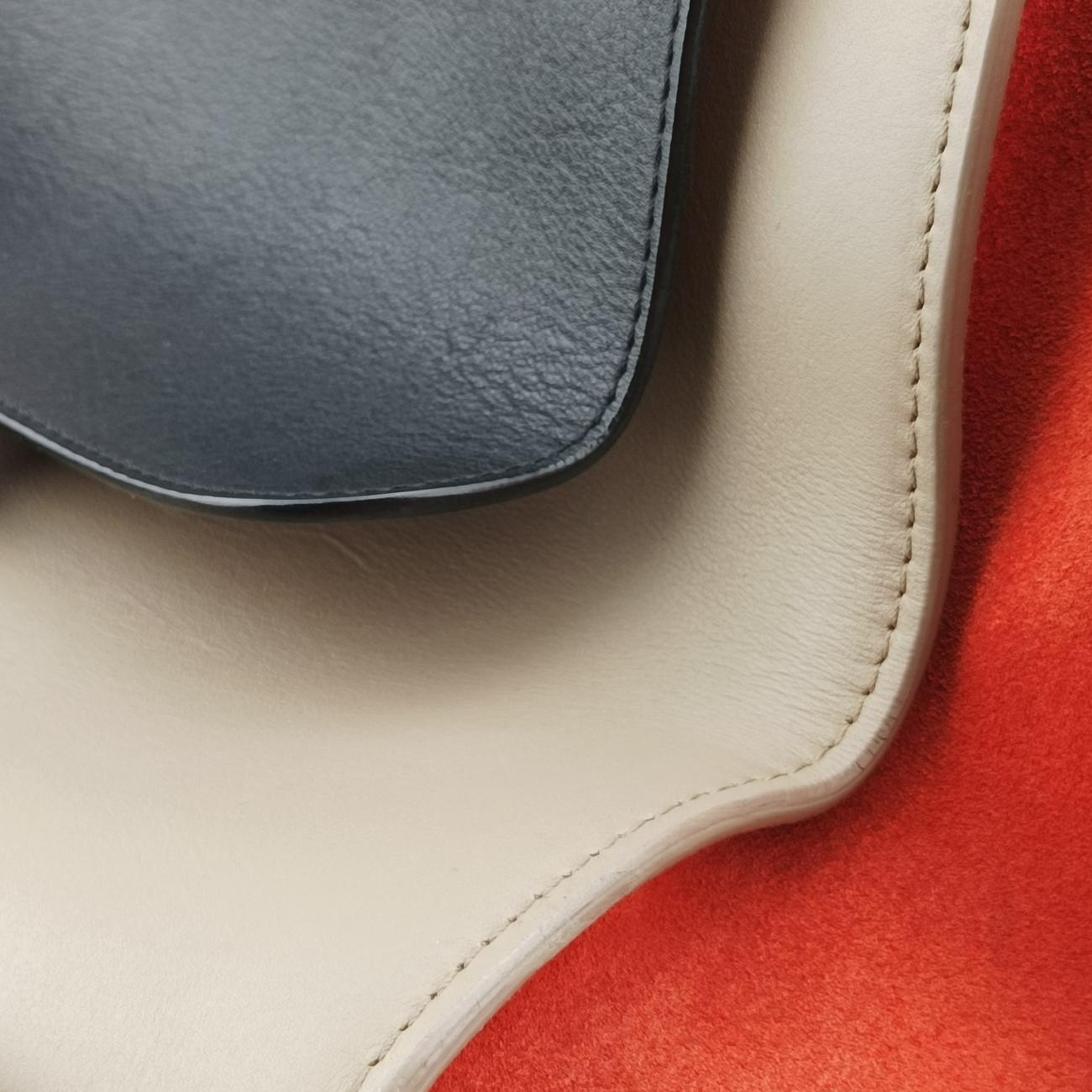 Pre-owned Celine Trapèze Beige × Black × Red Suede × leather  shoulderbag | stylenewstar