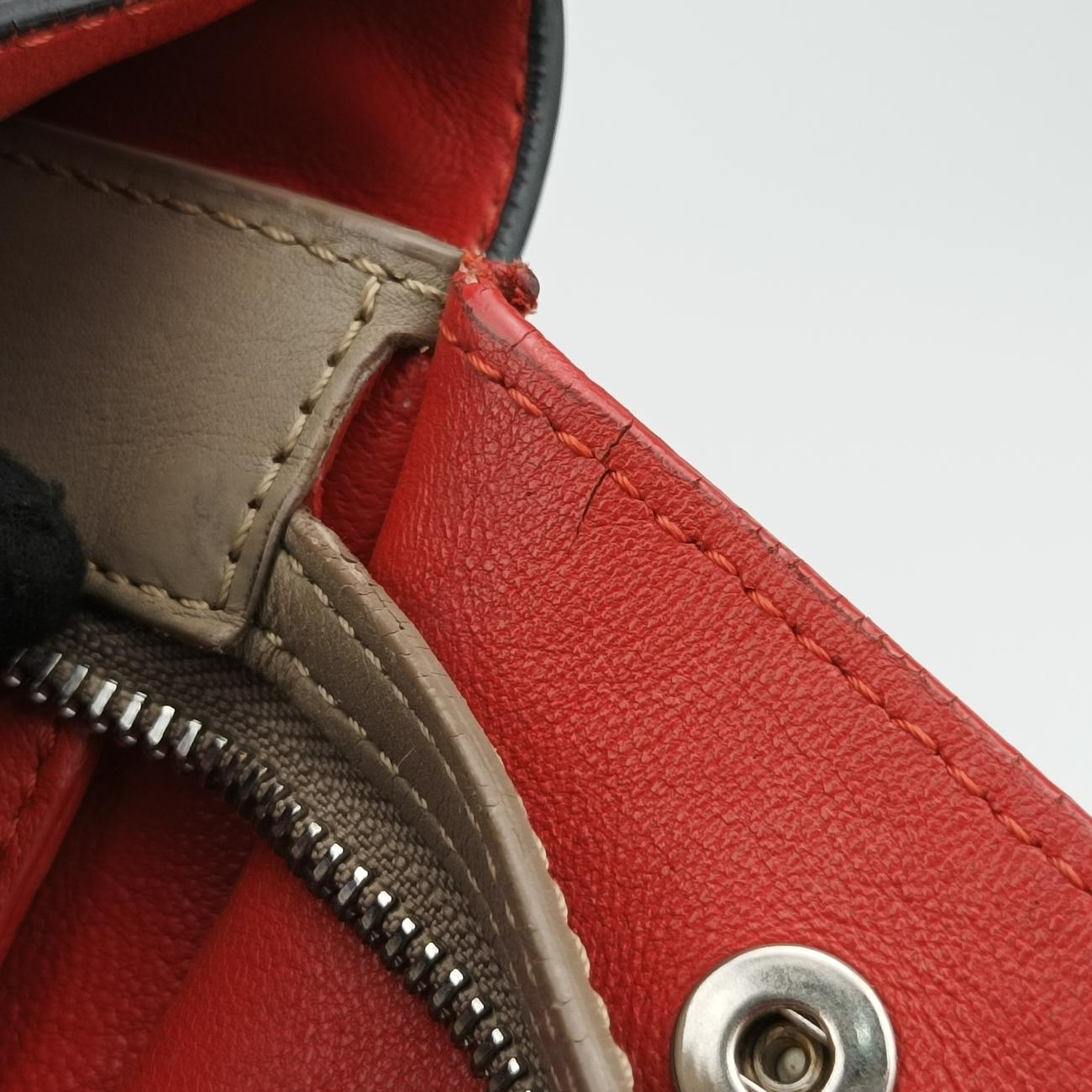 Pre-owned Celine Trapèze Beige × Black × Red Suede × leather  shoulderbag | stylenewstar