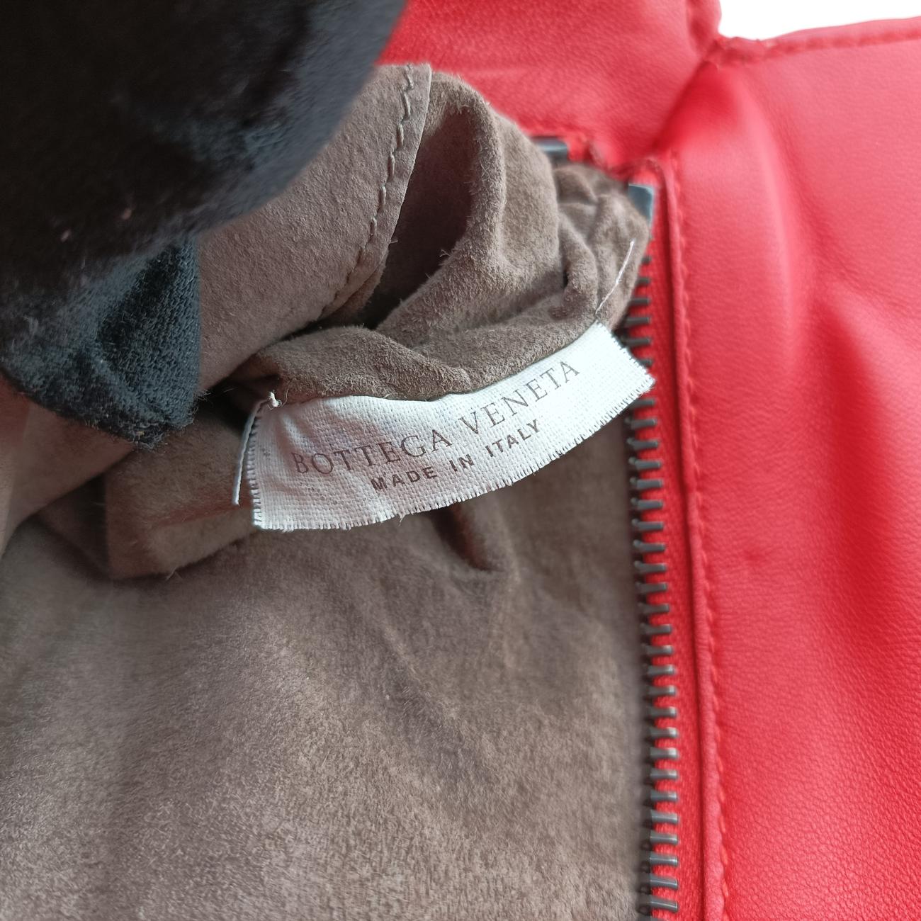 Pre-owned Bottega Veneta Intrecciato Red lambskin  shoulderbag | stylenewstar