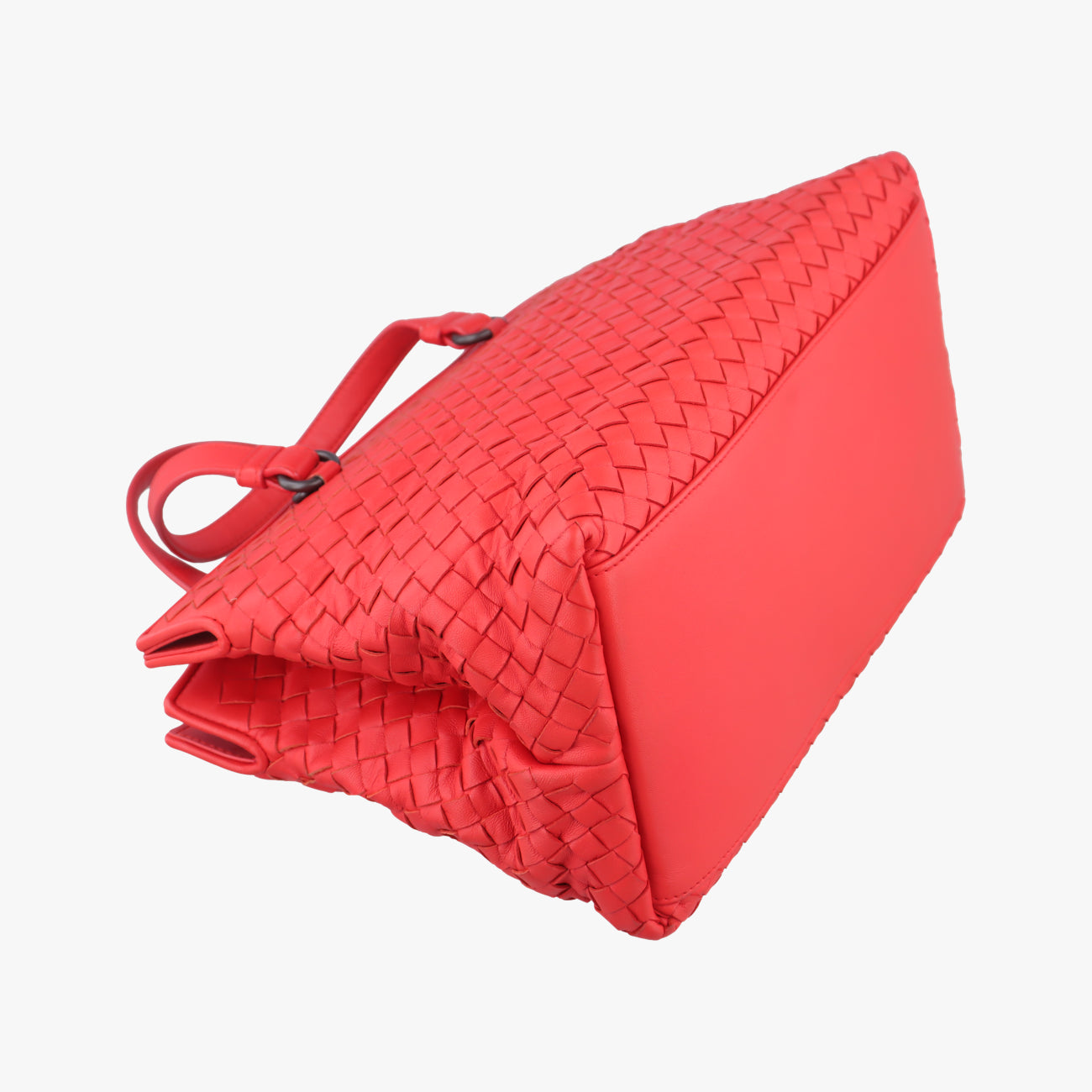 Pre-owned Bottega Veneta Intrecciato Red lambskin  shoulderbag | stylenewstar