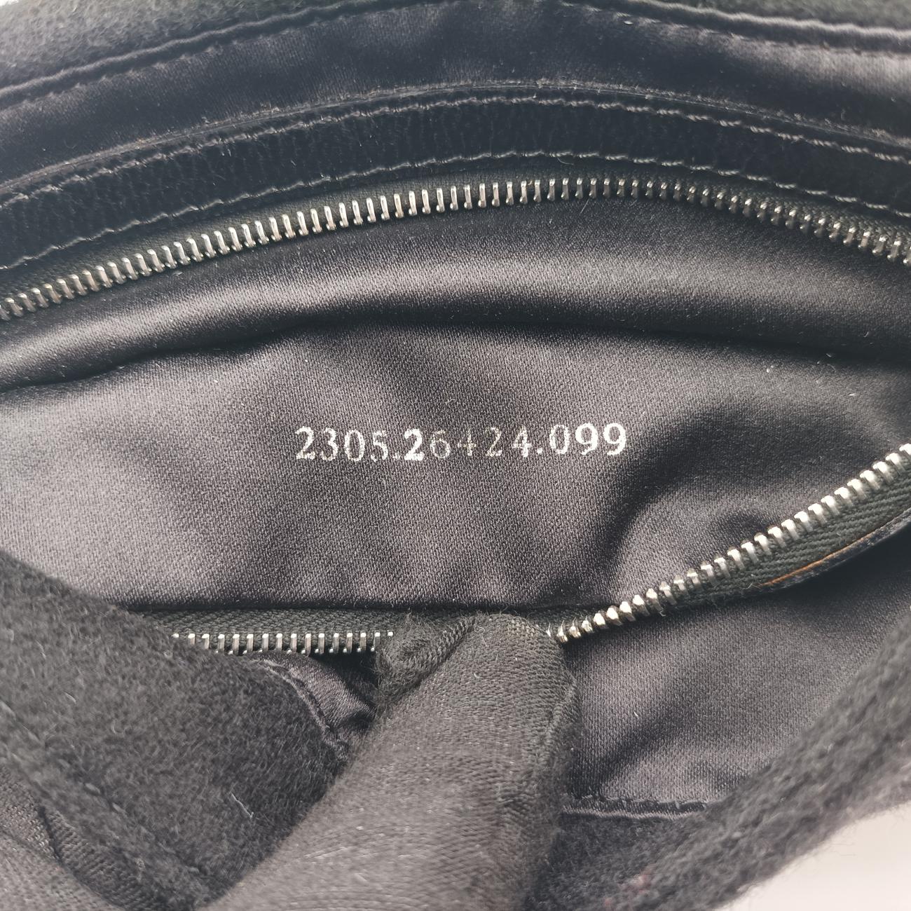 Secondhand Fendi Baguette Black fabric 26424 shoulderbag | stylenewstar