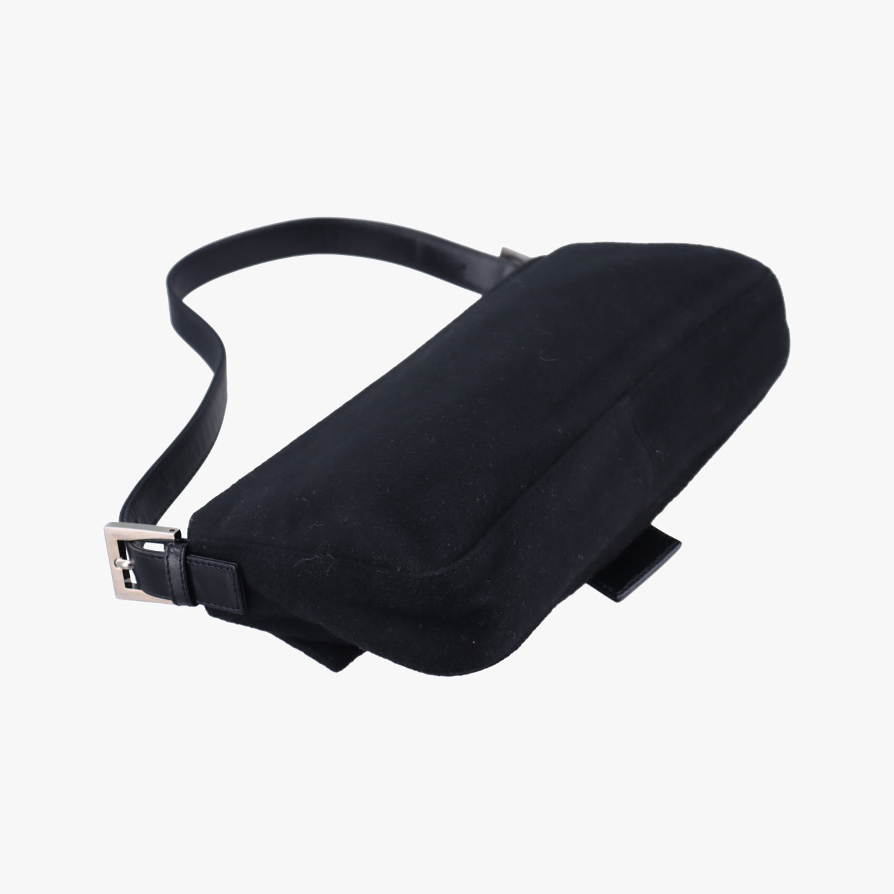 Secondhand Fendi Baguette Black fabric 26424 shoulderbag | stylenewstar