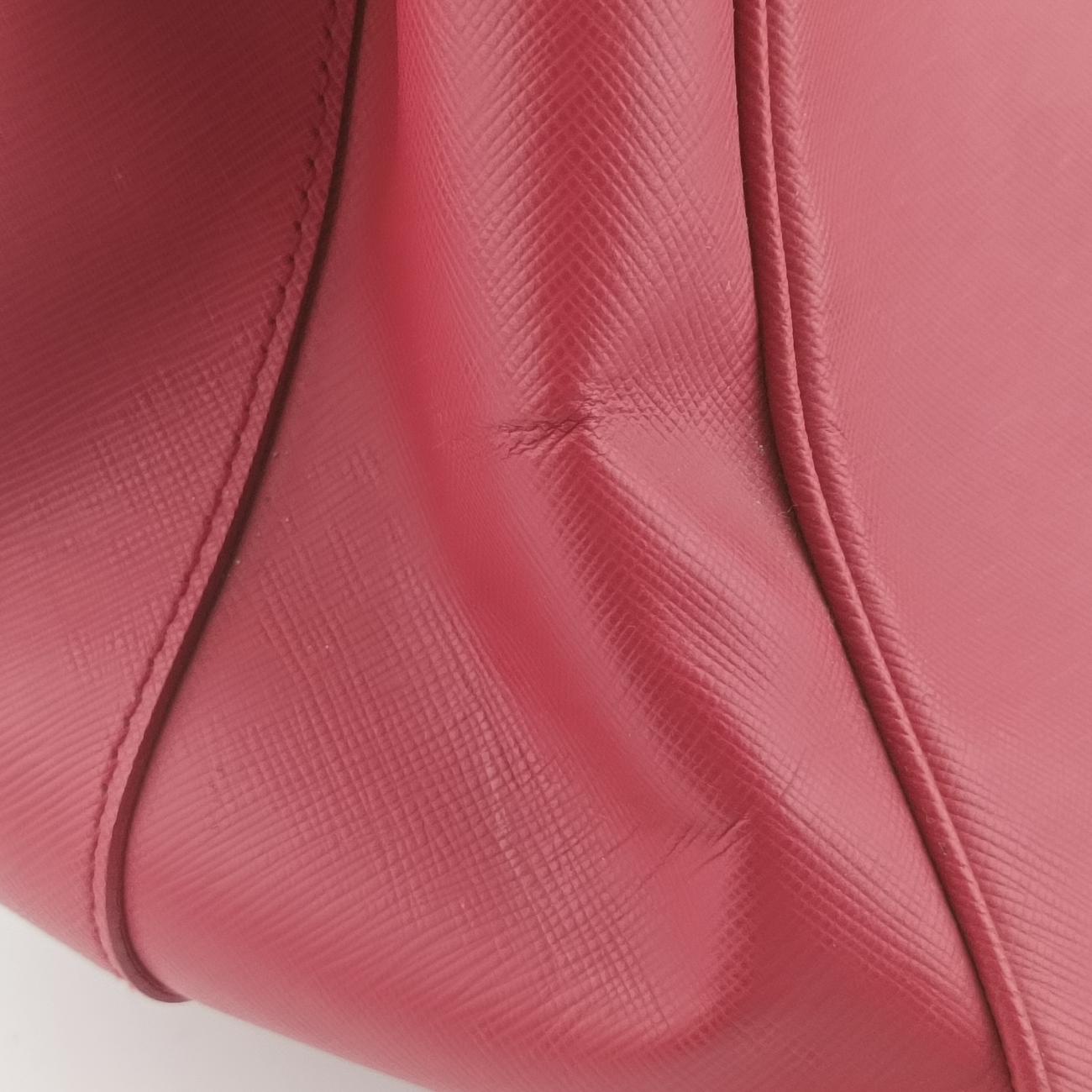 Pre-owned Prada Galleria Red SAFFIANO Leather BN1786 handbag | stylenewstar