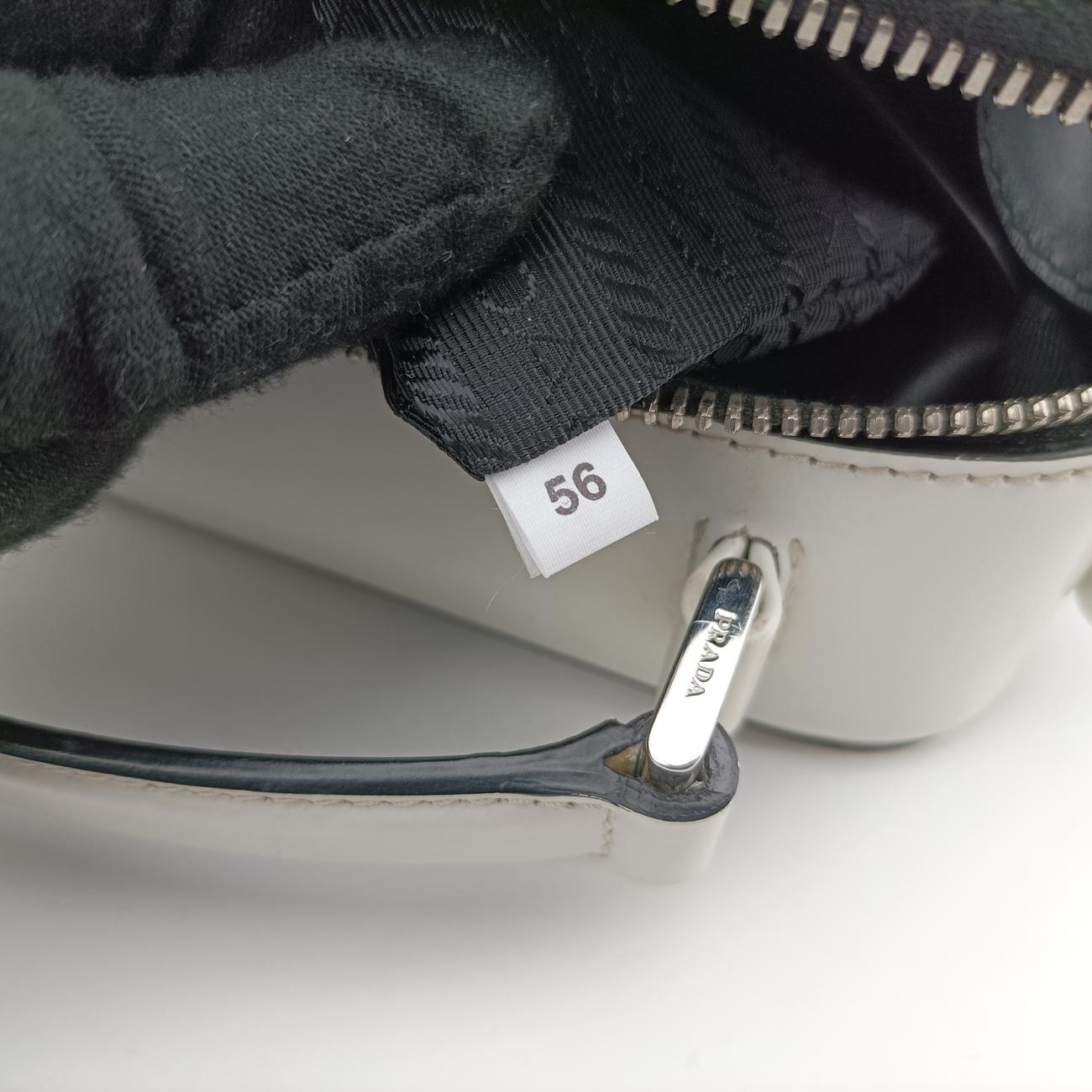 Pre-owned Prada Brique White Leather 2VH069 shoulderbag | stylenewstar