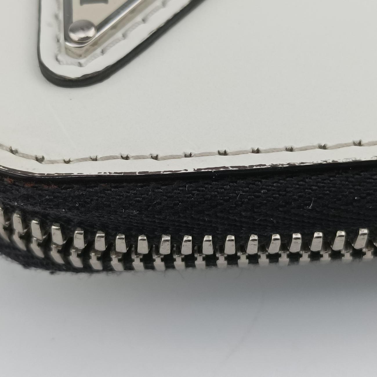 Pre-owned Prada Brique White Leather 2VH069 shoulderbag | stylenewstar