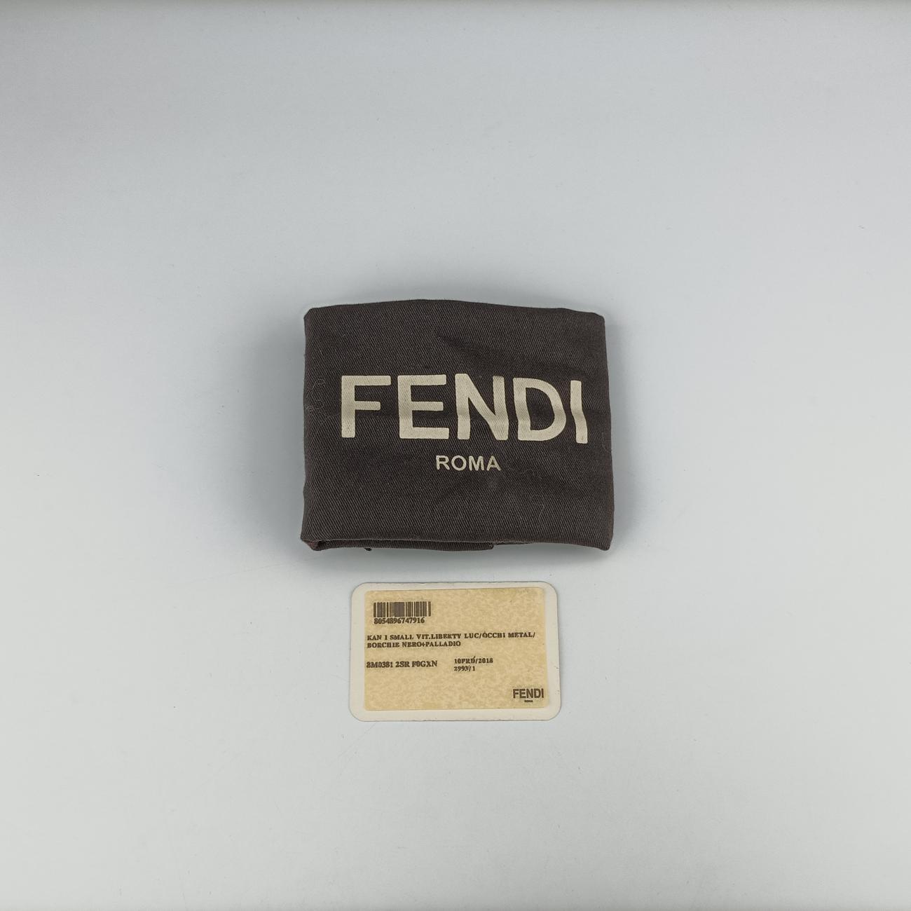 Pre-owned Fendi studded Kan I Black Leather 8M0381 shoulderbag | stylenewstar