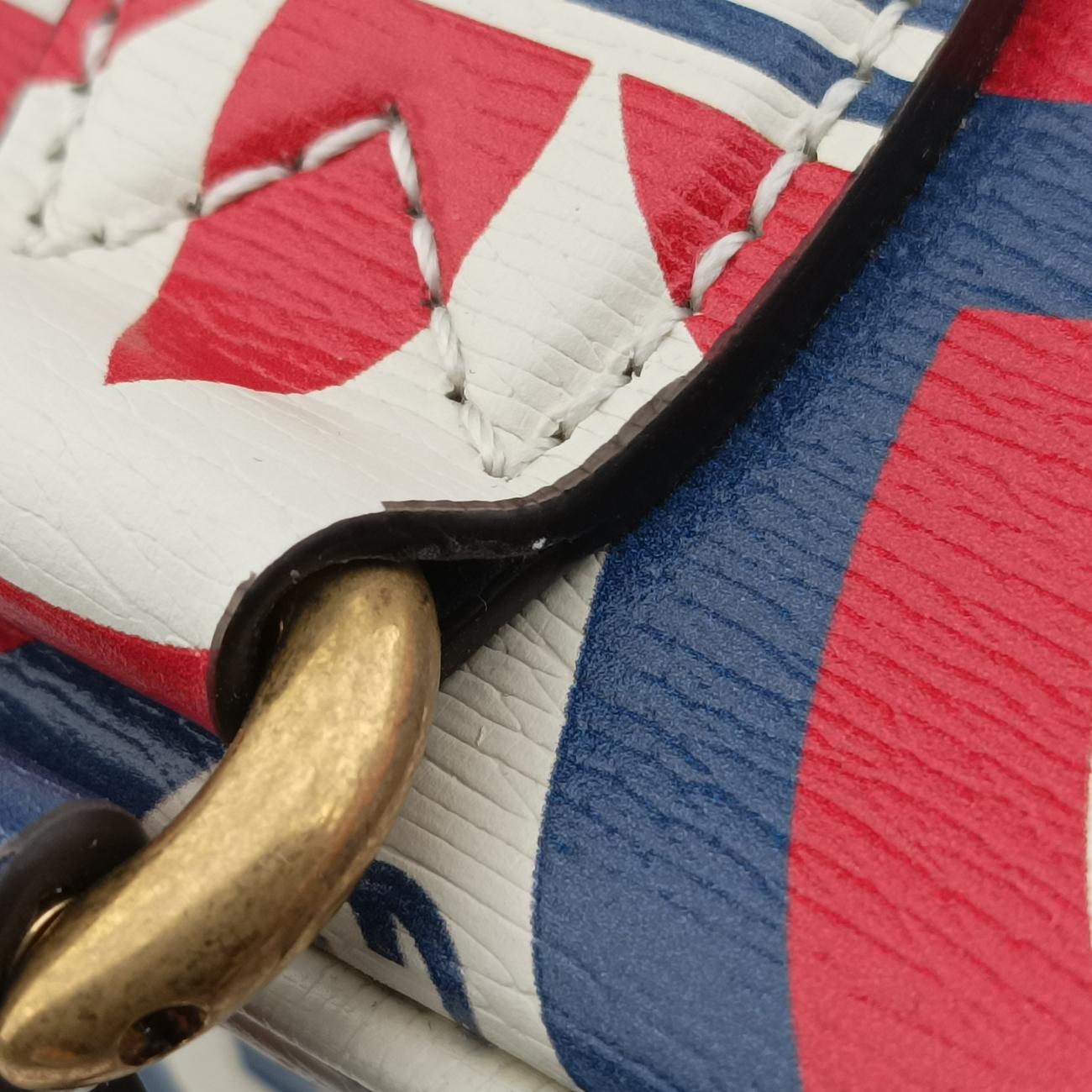 Pre-owned Gucci adidas collaboration mini duffel White x Red x Blue Leather 702397 shoulderbag | stylenewstar