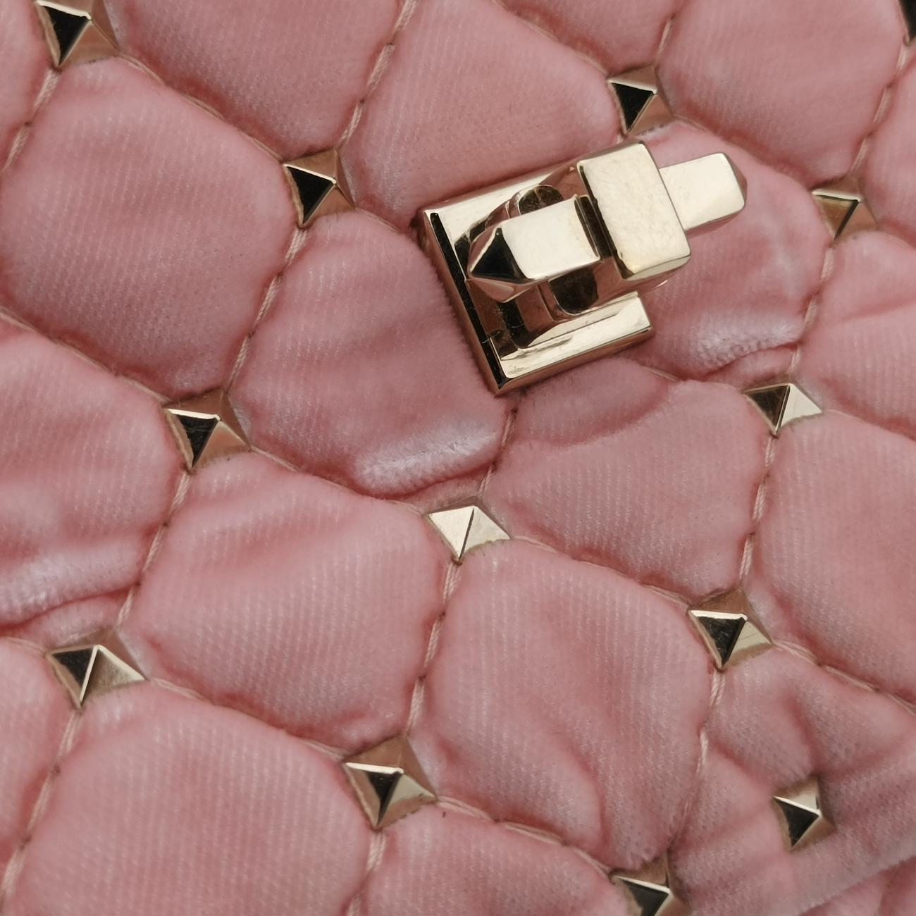 Secondhand Valentino Rockstud spikes Pink velour  shoulderbag | stylenewstar