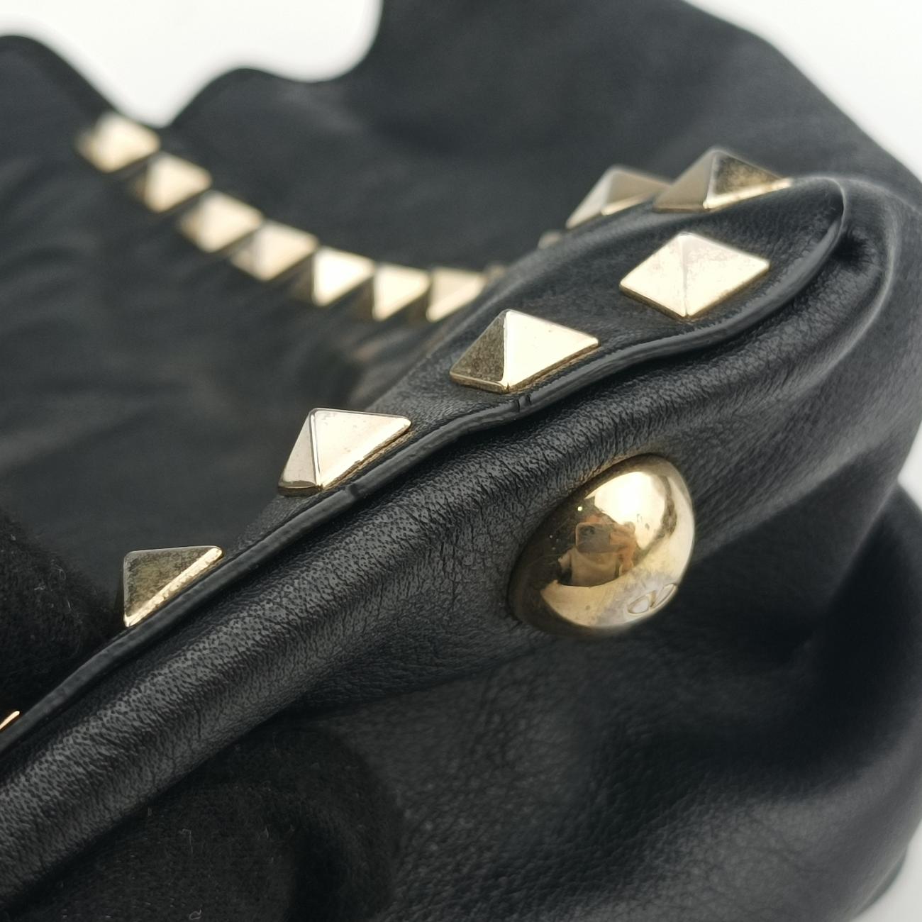Pre-owned Valentino Rockstud Black Leather  shoulderbag | stylenewstar
